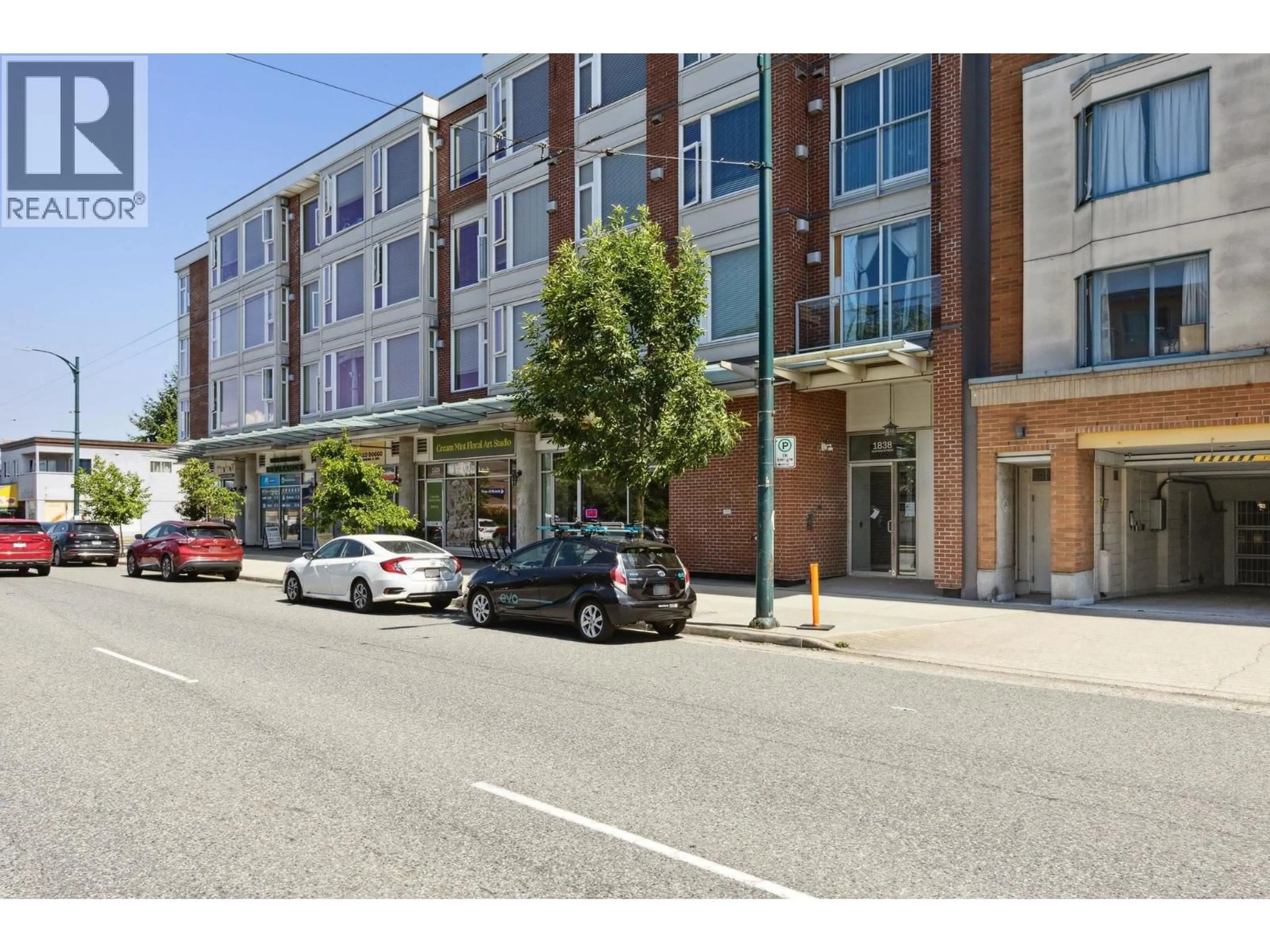 Unknown for 212 - 1838 RENFREW STREET, Vancouver British Columbia V5M3H9