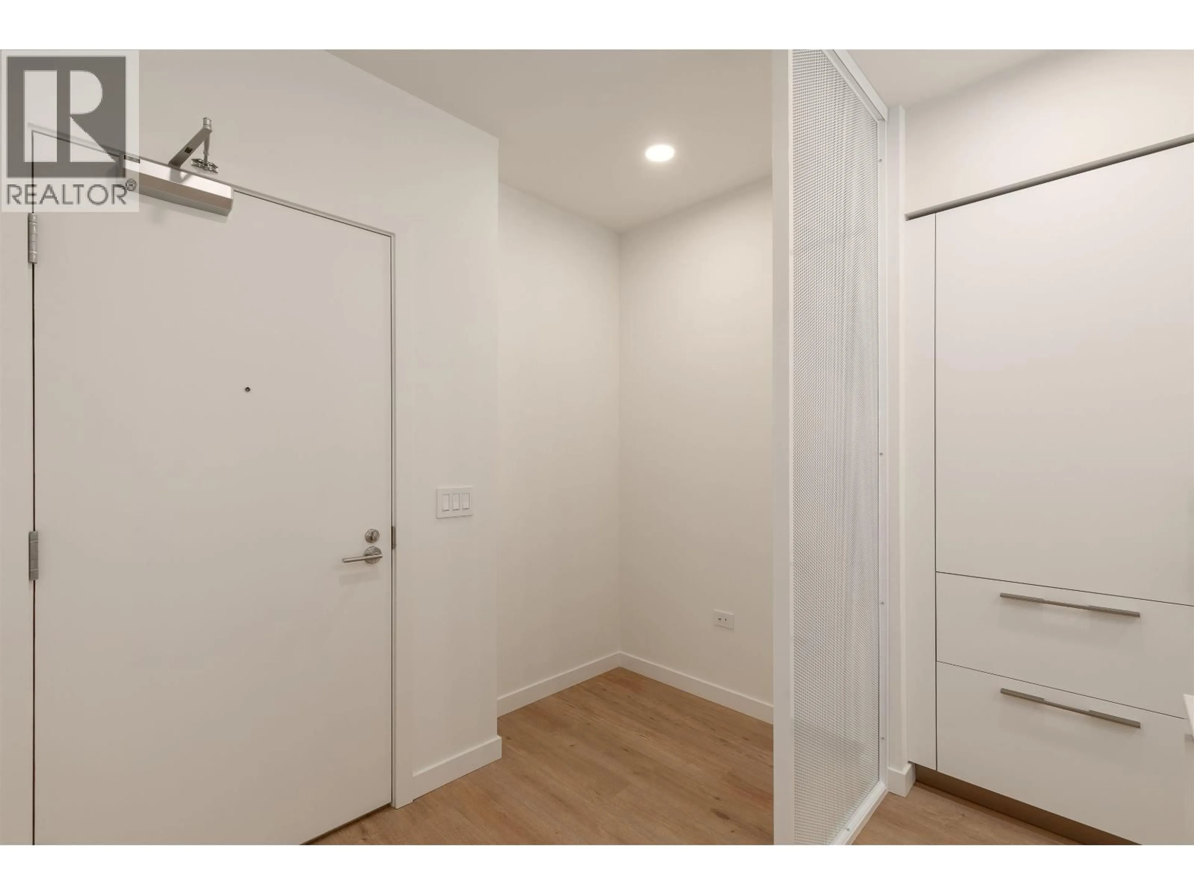 Unknown for 312 - 1506 SCOTT CRESCENT, Squamish British Columbia V8B1G4