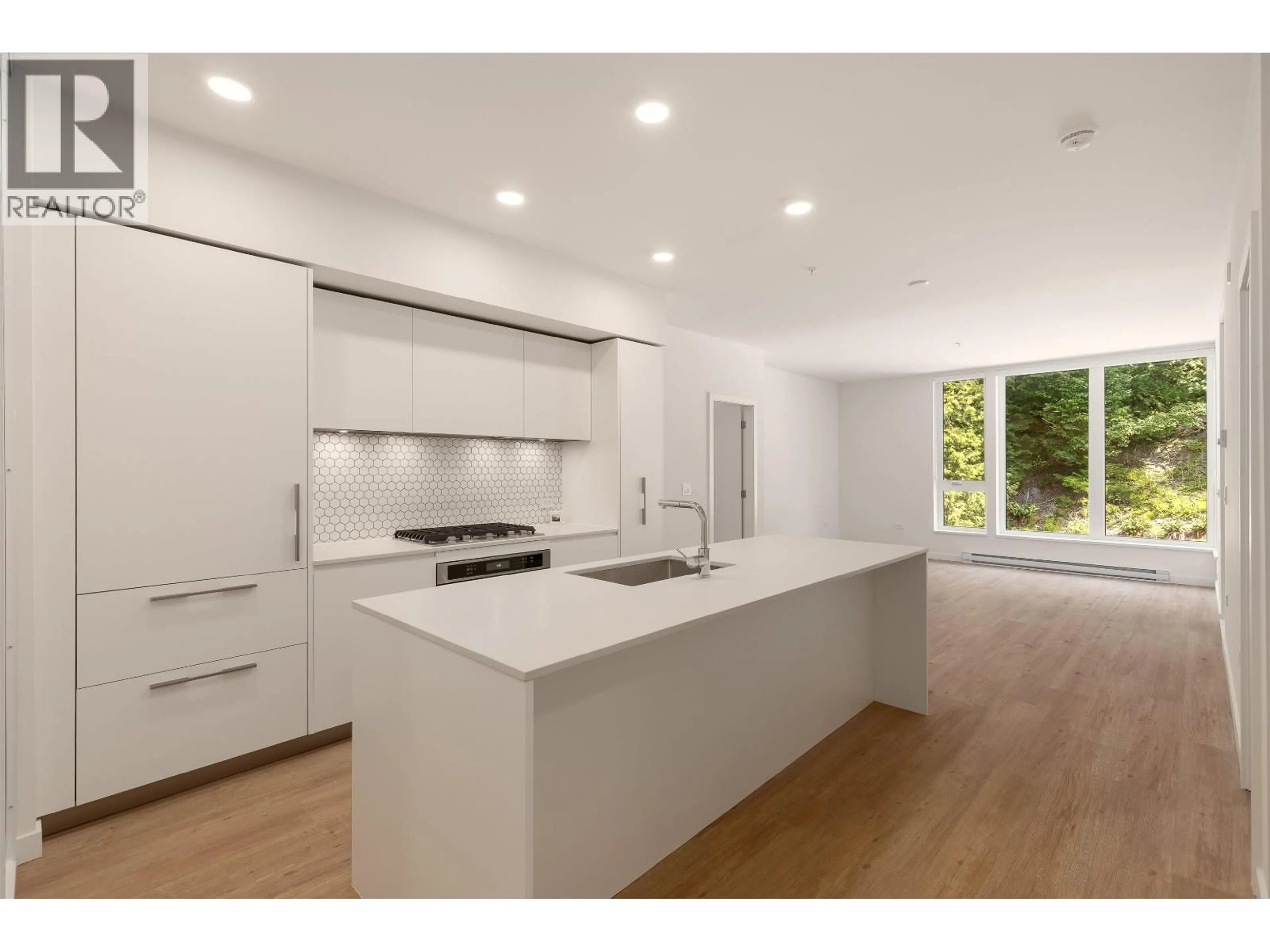 Open concept kitchen, unknown for 312 - 1506 SCOTT CRESCENT, Squamish British Columbia V8B1G4