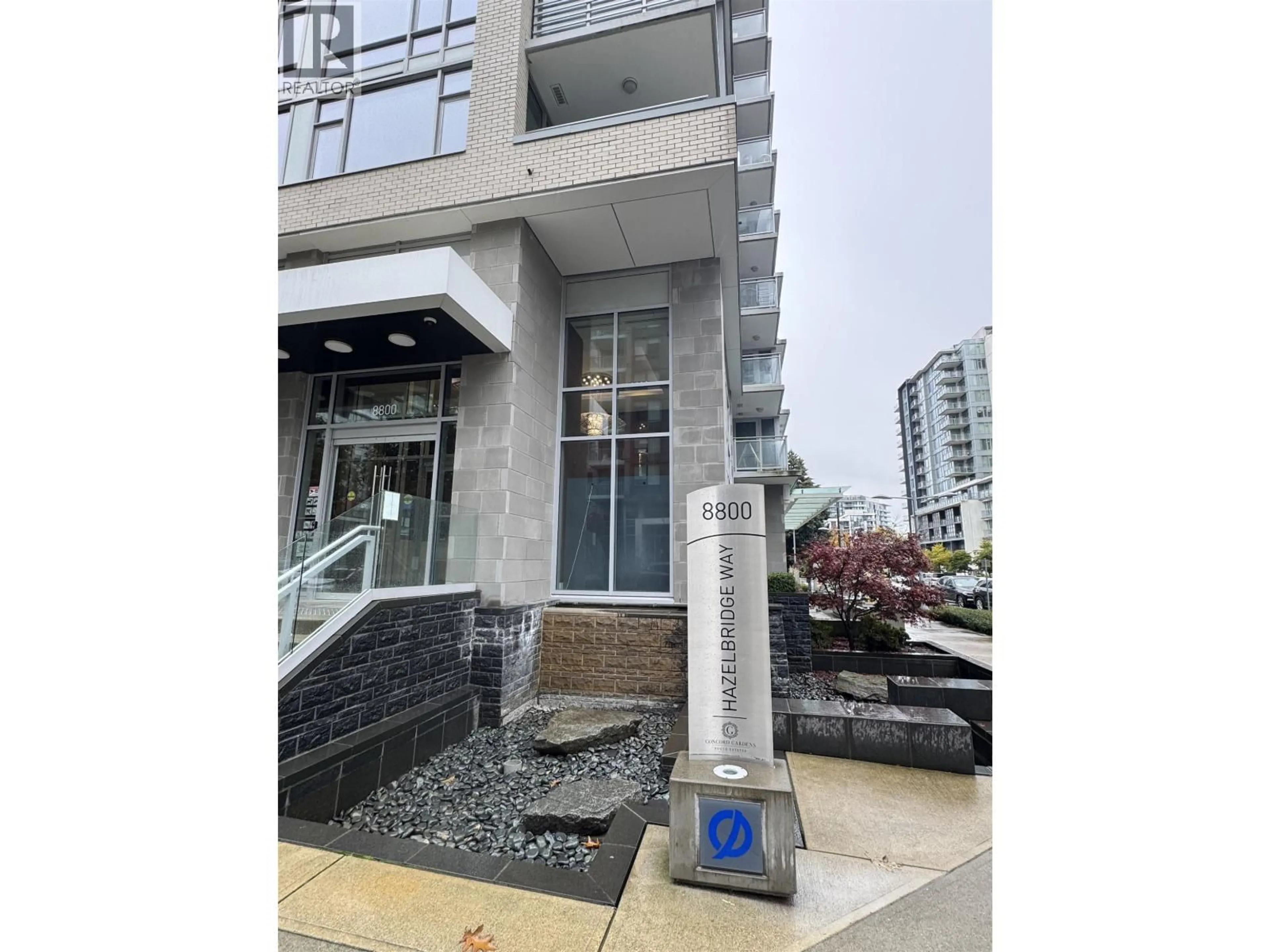 Indoor foyer for 808 - 8800 HAZELBRIDGE WAY, Richmond British Columbia V6X0S3