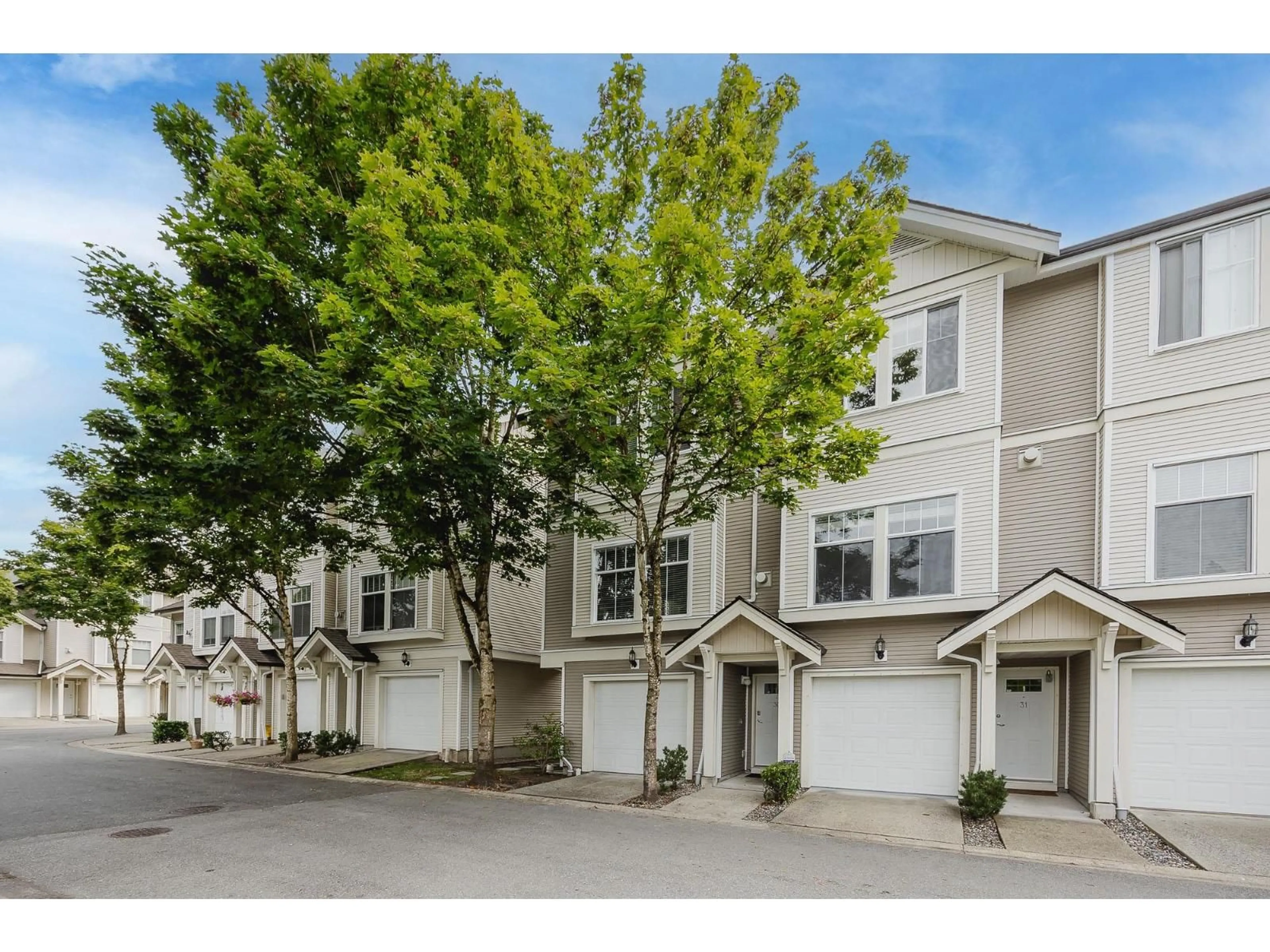 Unknown for 30 - 21535 88, Langley British Columbia V1M4E5