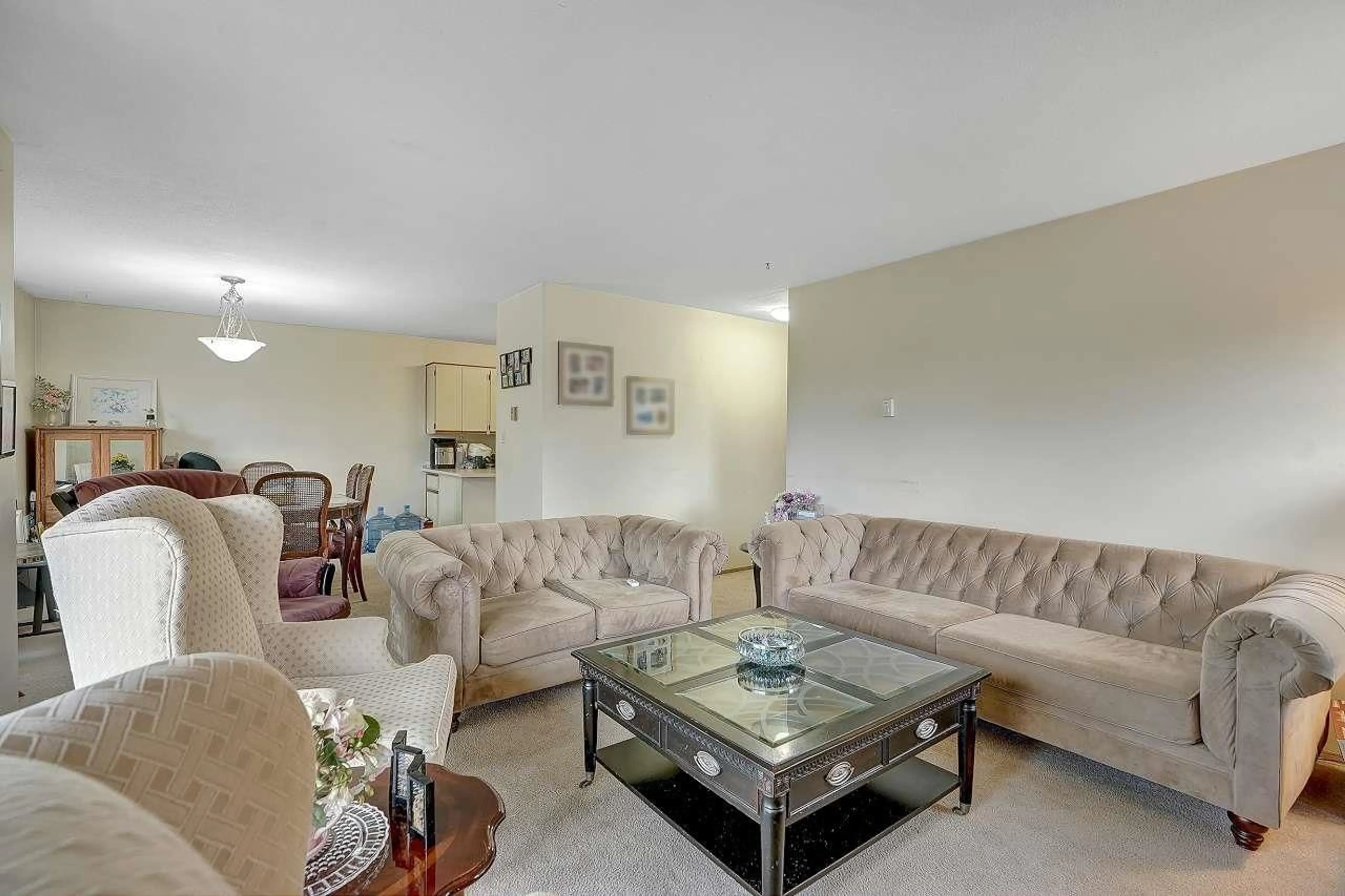 Living room with furniture, unknown for 104 - 2750 FULLER, Abbotsford British Columbia V2S3K1