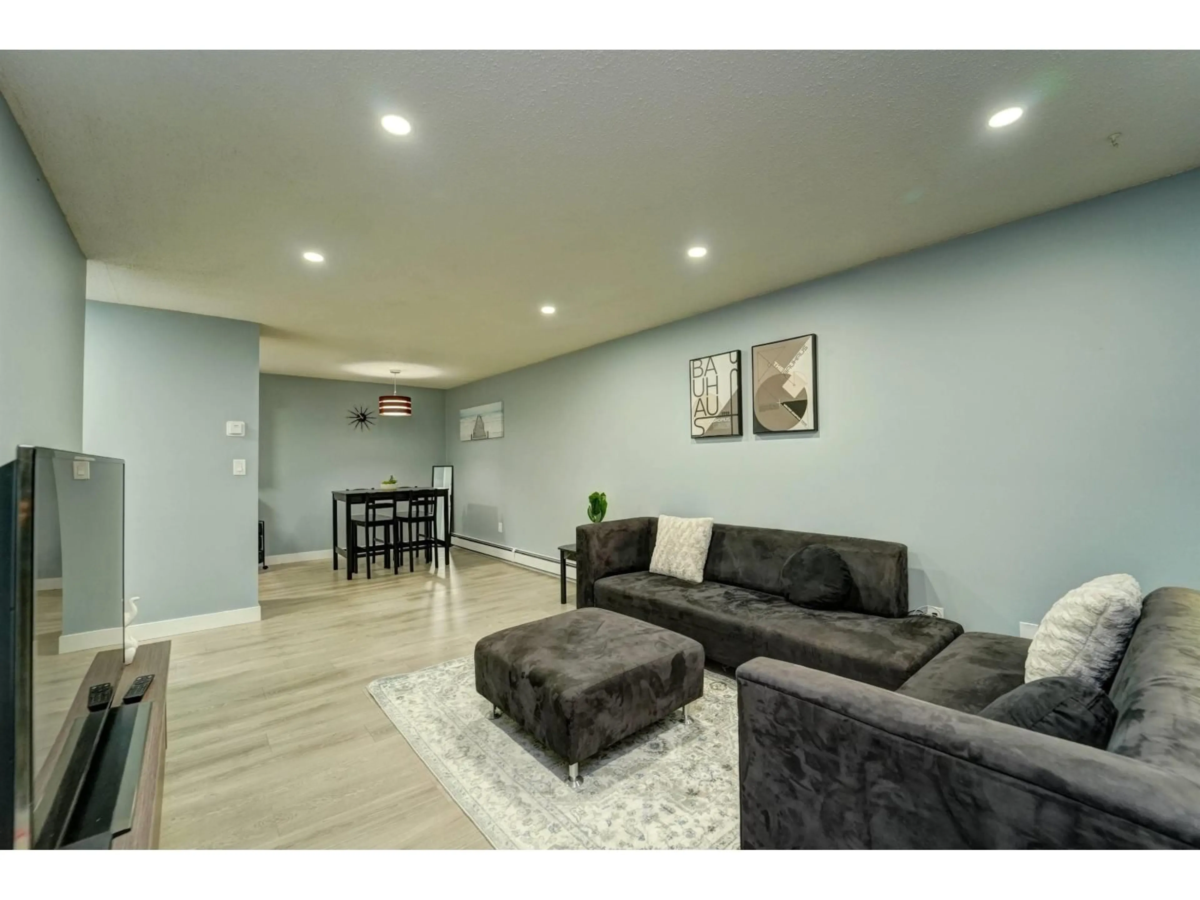 Living room with furniture, unknown for 202 - 33450 GEORGE FERGUSON, Abbotsford British Columbia V2S2L8