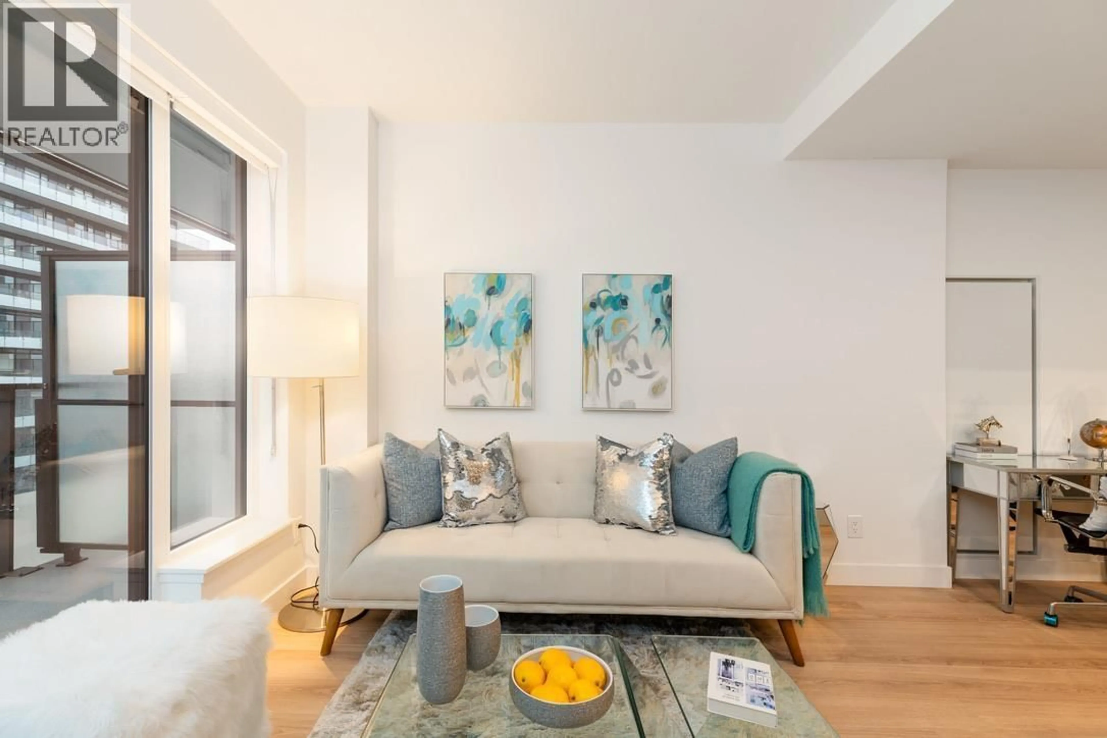 Living room with furniture, unknown for 901 - 7977 LANSDOWNE ROAD, Richmond British Columbia V6X0X7