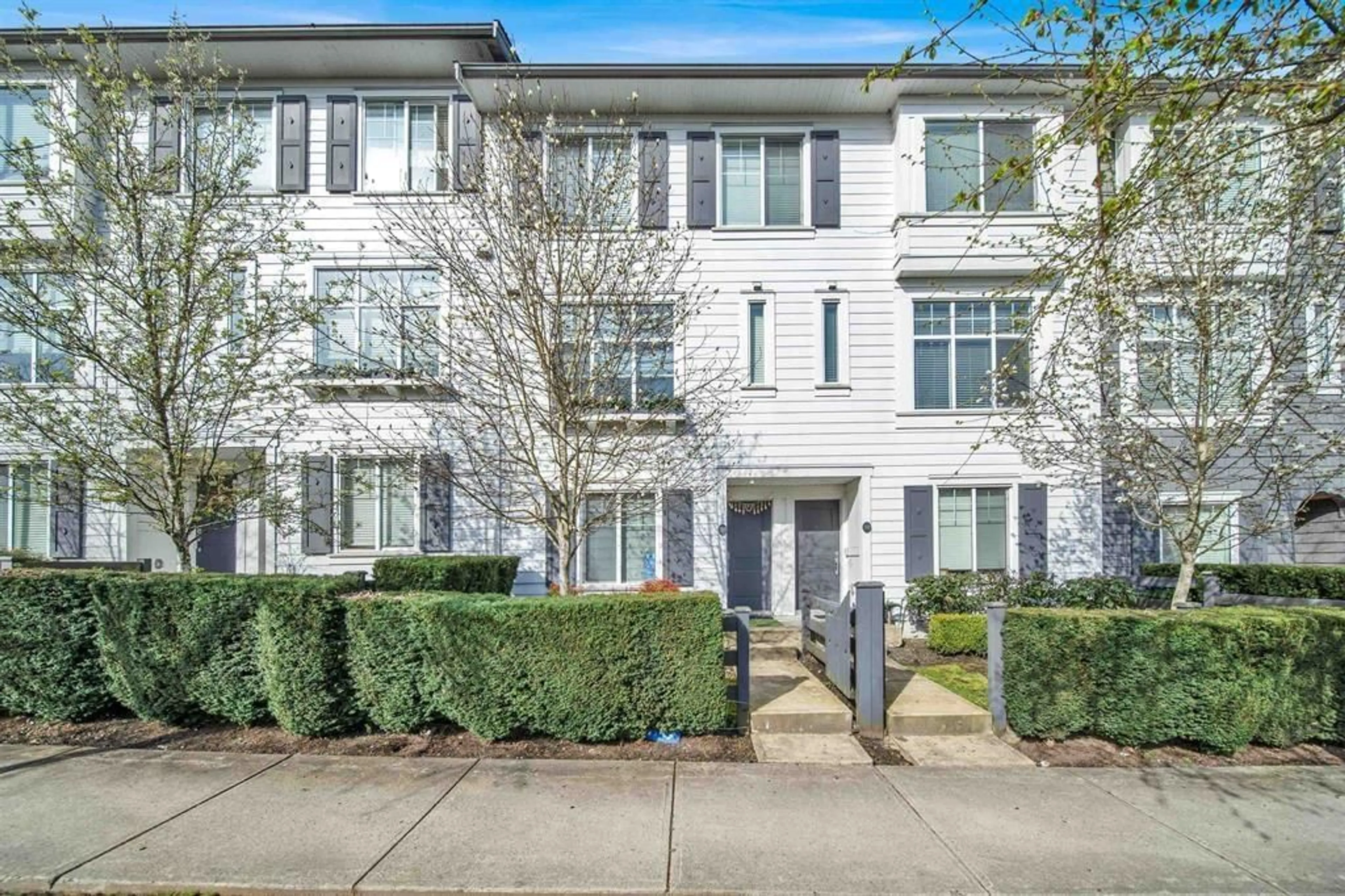 Unknown for 30 - 13636 81A, Surrey British Columbia V3W1H9