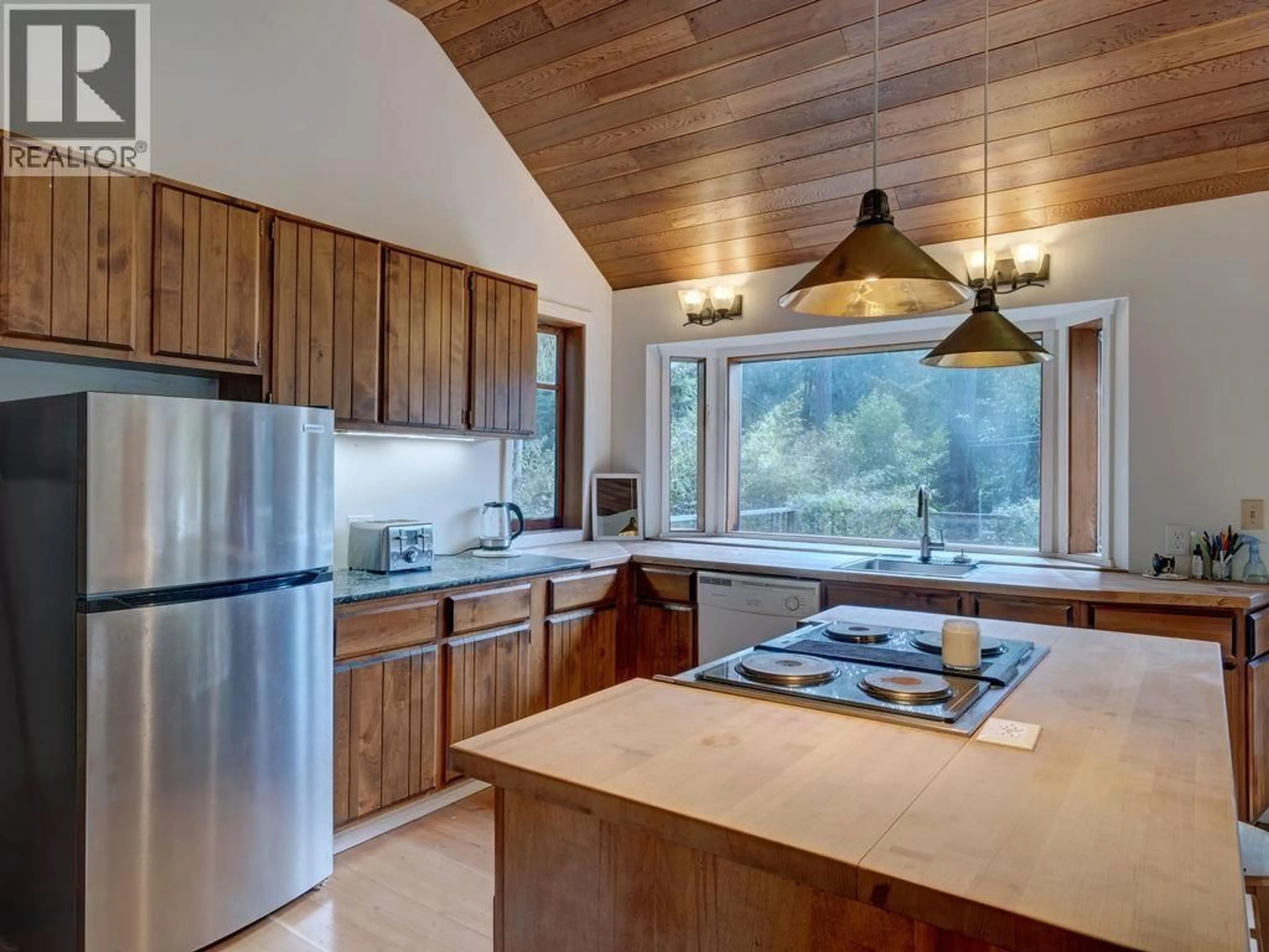 Unknown for 1321 MARLENE ROAD, Roberts Creek British Columbia V0N2W2