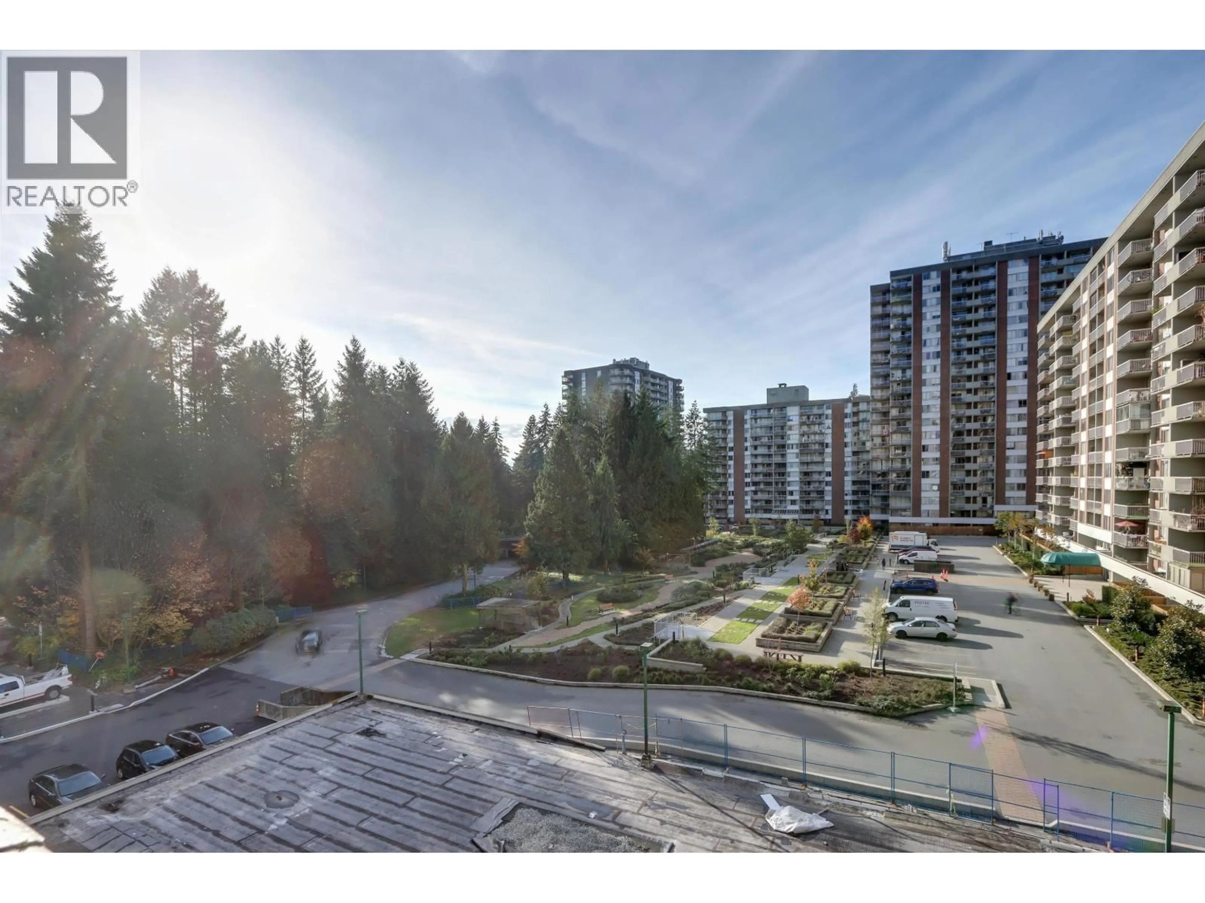 A pic from outside/outdoor area/front of a property/back of a property/a pic from drone, unknown for 510 - 2008 FULLERTON AVENUE, North Vancouver British Columbia V7P3G7