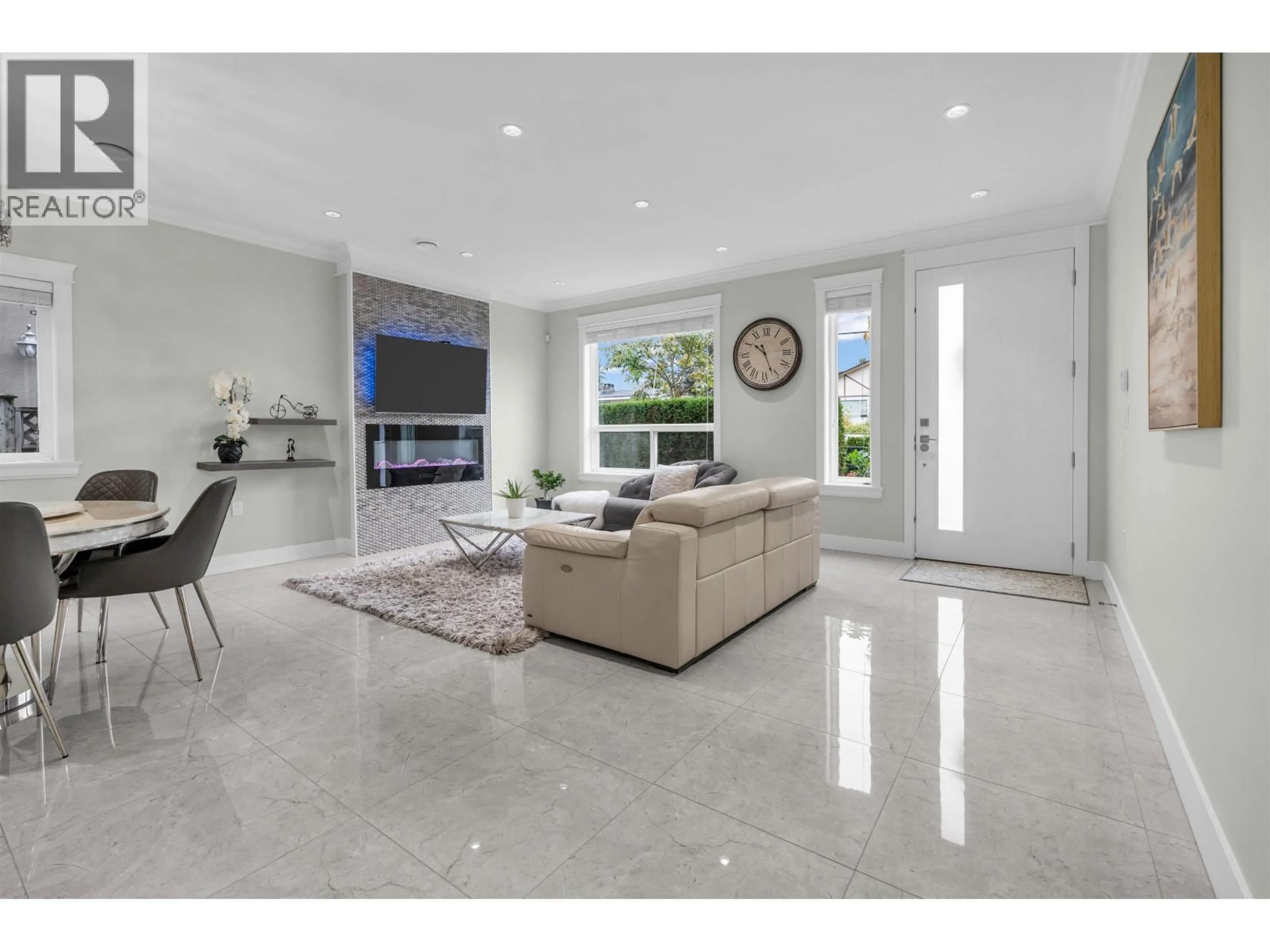 Unknown for 1584 BLAINE AVENUE, Burnaby British Columbia V5A2L8