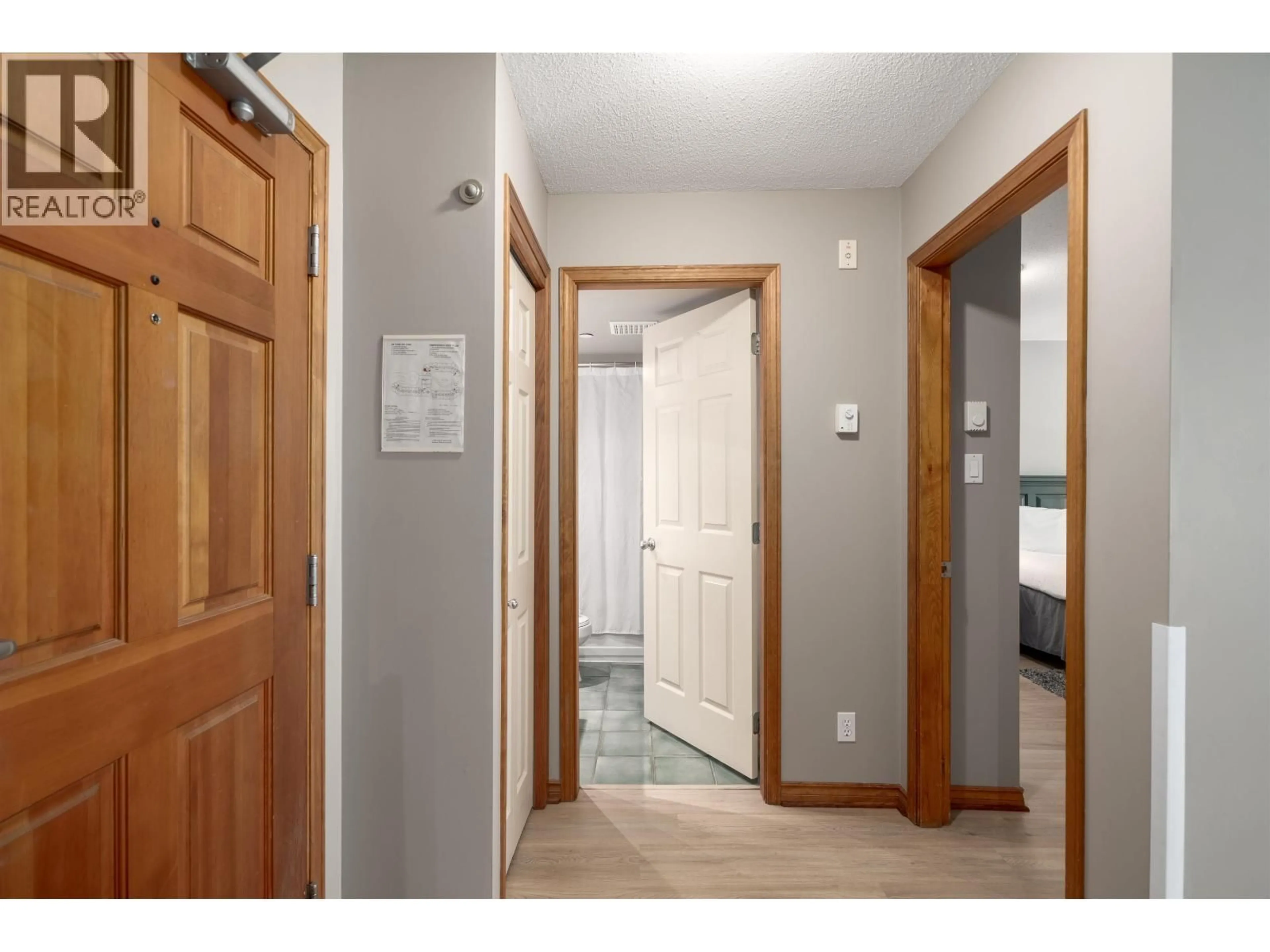 Indoor entryway for 243 - 4800 SPEARHEAD DRIVE, Whistler British Columbia V0N1B4