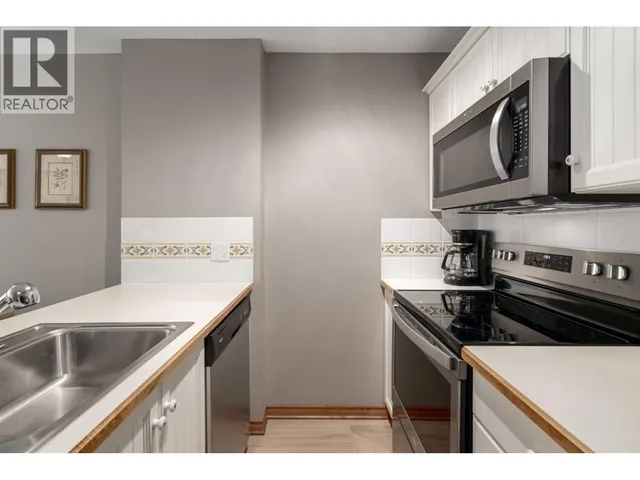 243 - 4800 SPEARHEAD DRIVE, Whistler 5