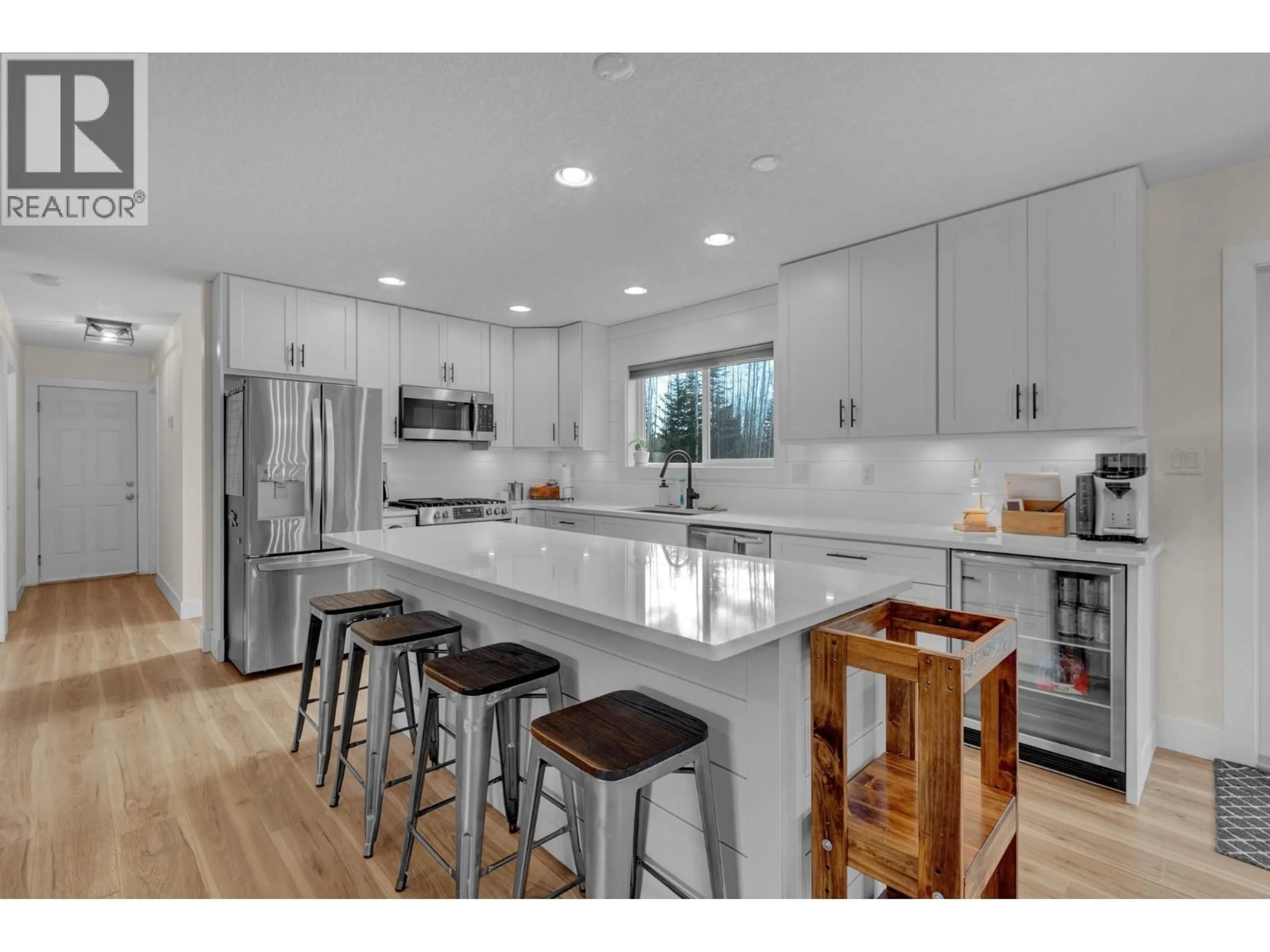 Open concept kitchen, unknown for 8645 TABOR GLEN DRIVE, Prince George British Columbia V2N6W9
