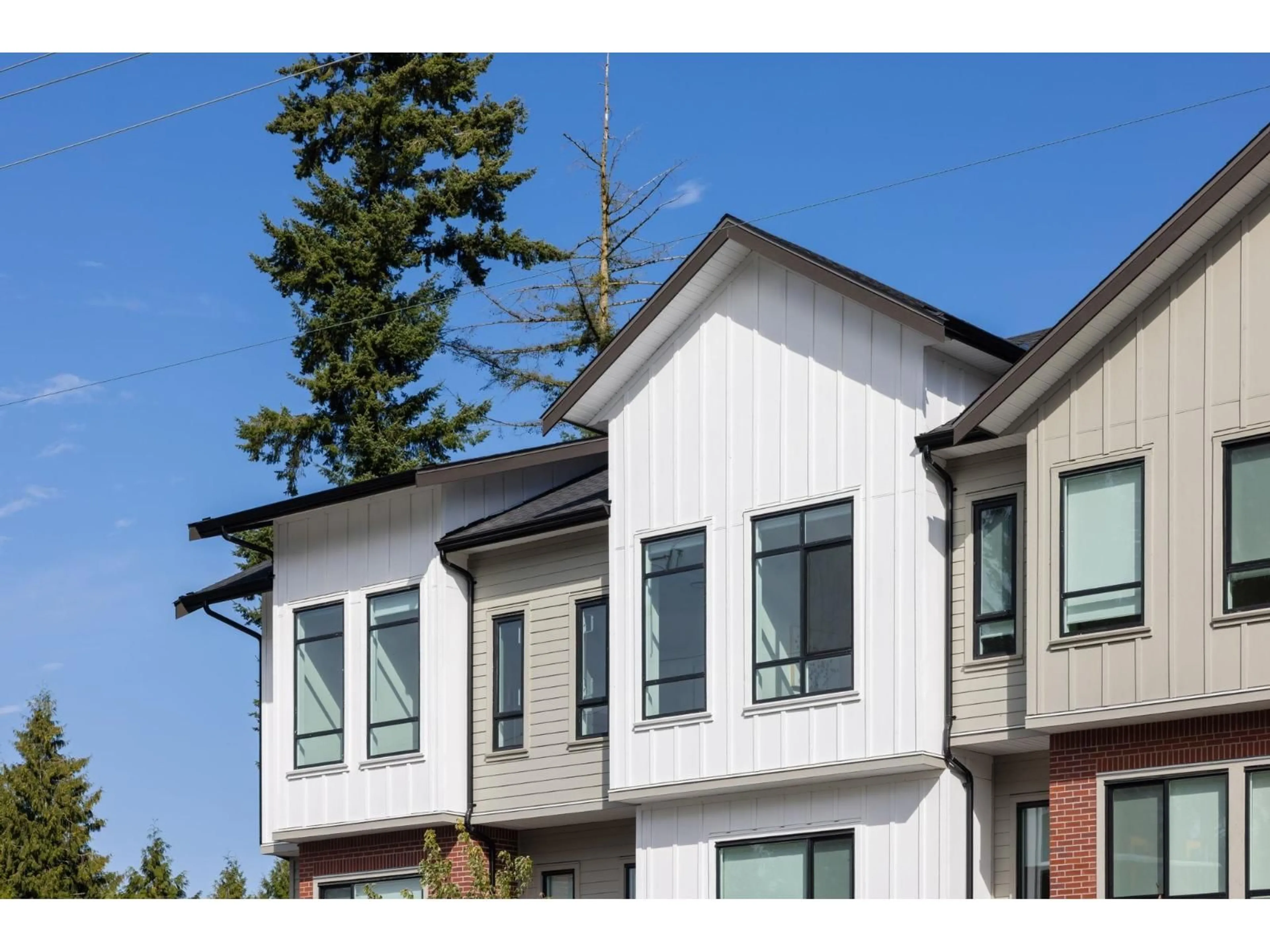 Home with vinyl exterior material, street for 4536 208, Langley British Columbia V3A3G5