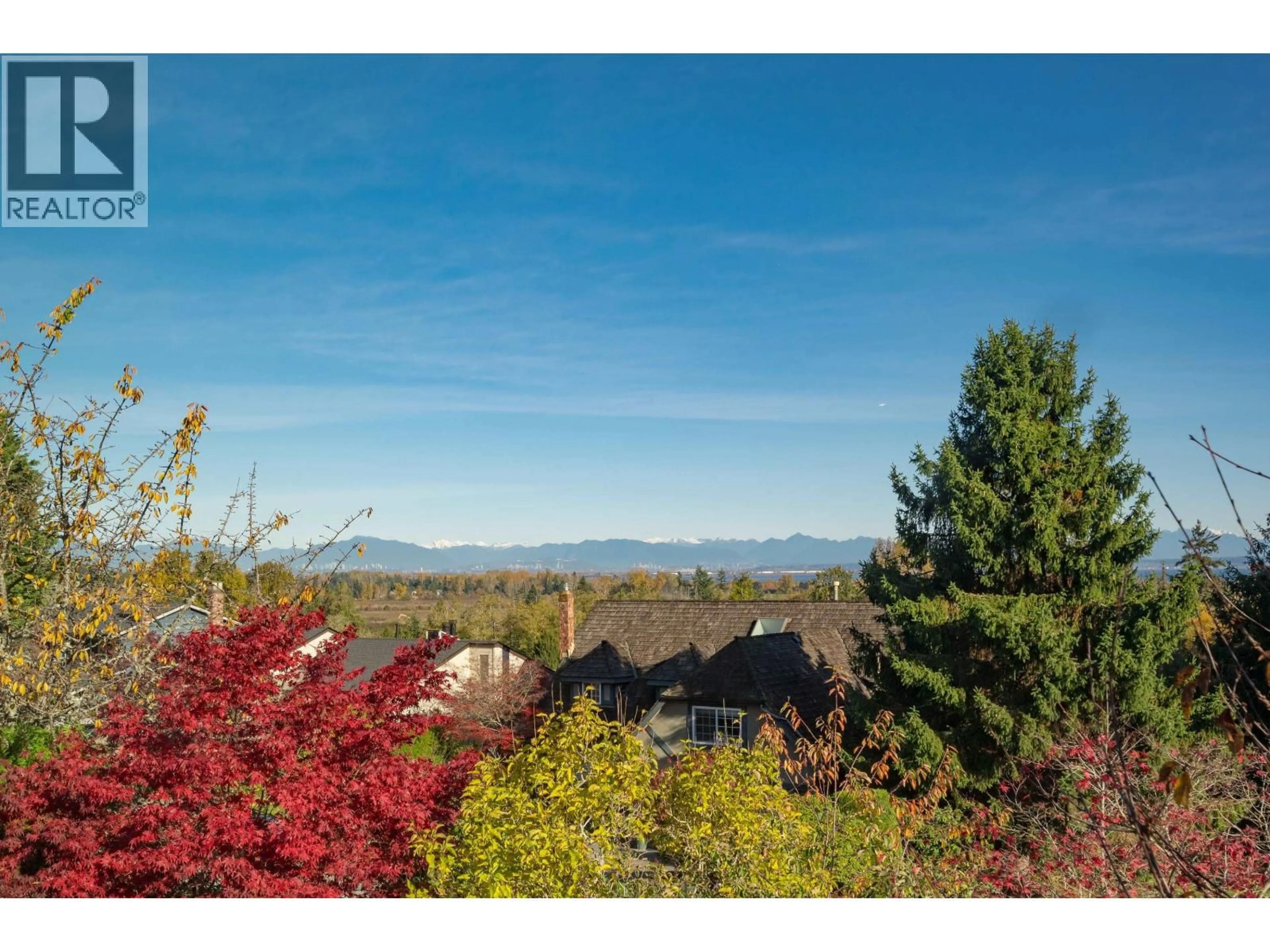 A pic from outside/outdoor area/front of a property/back of a property/a pic from drone, mountain view for 73 WOODLAND DRIVE, Delta British Columbia V4L2H7