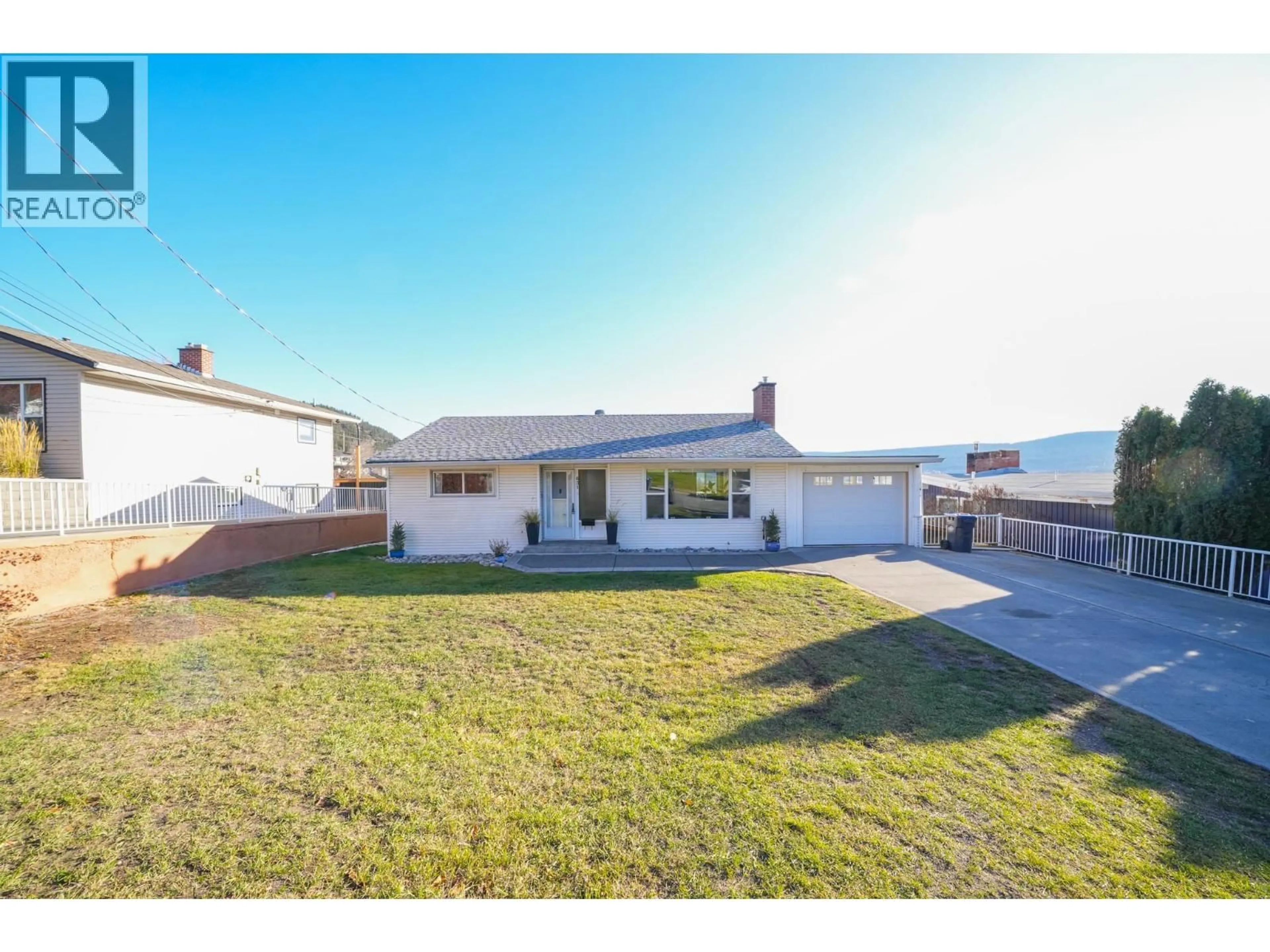 A pic from outside/outdoor area/front of a property/back of a property/a pic from drone, unknown for 631 JOHNSON STREET, Williams Lake British Columbia V2G1T9