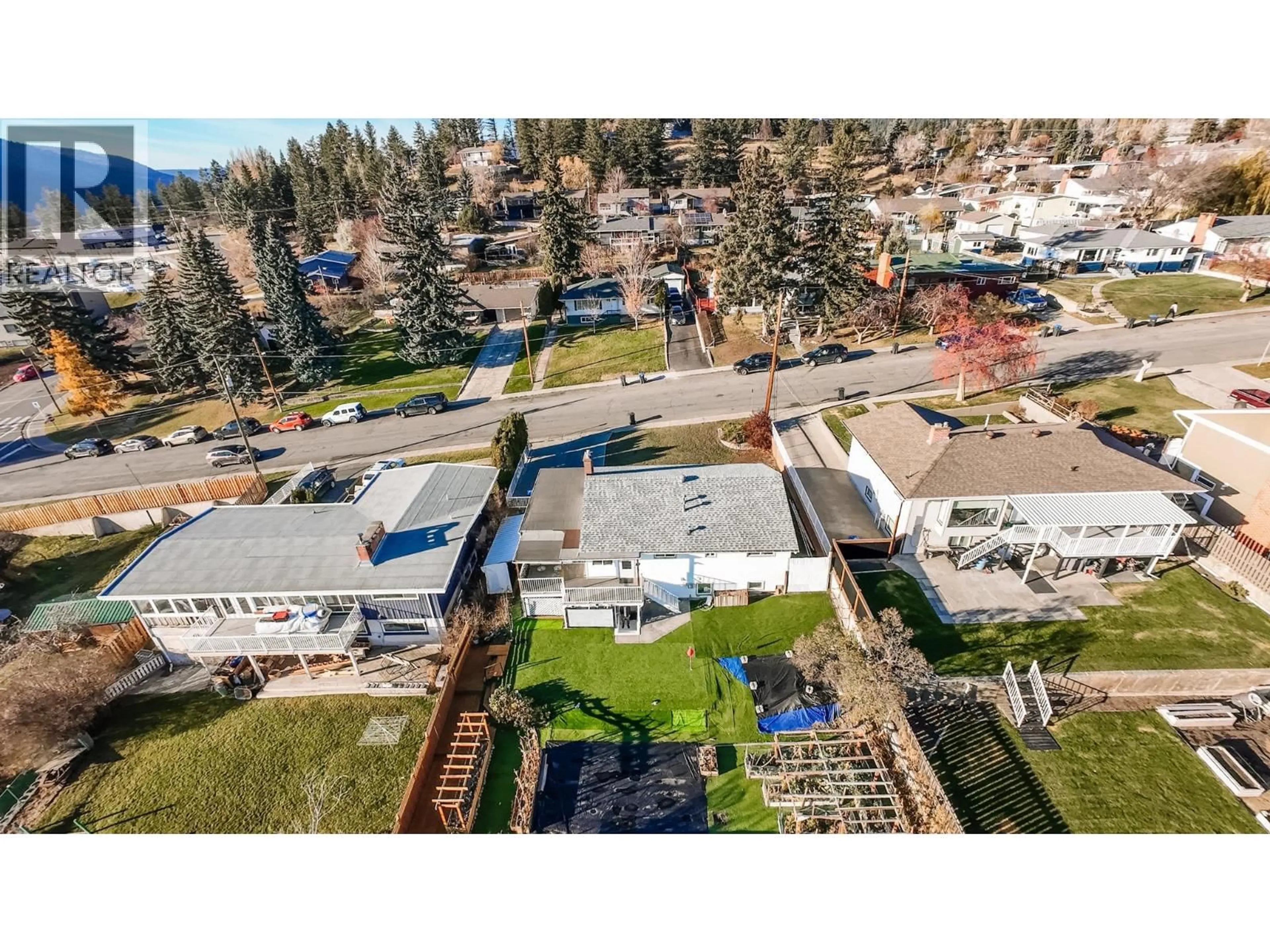 A pic from outside/outdoor area/front of a property/back of a property/a pic from drone, unknown for 631 JOHNSON STREET, Williams Lake British Columbia V2G1T9