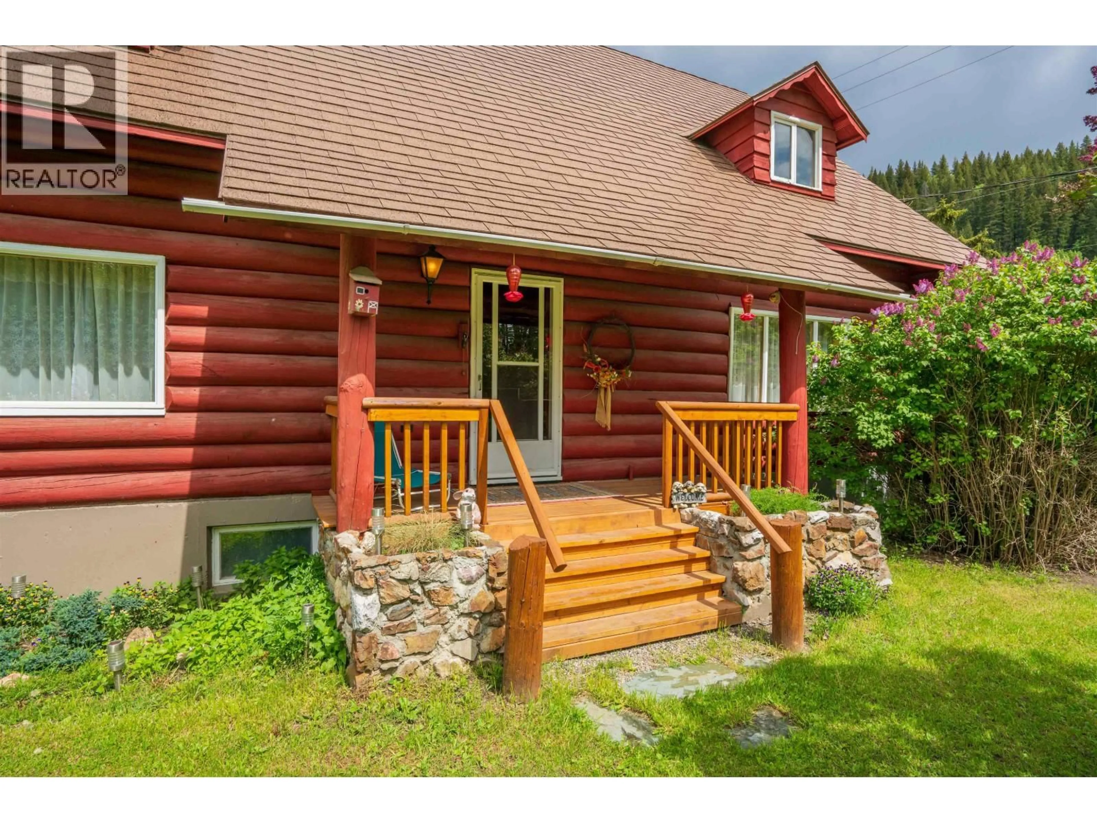 Home with vinyl exterior material, unknown for 31815 CARIBOO HIGHWAY, Prince George British Columbia V2N5Z8