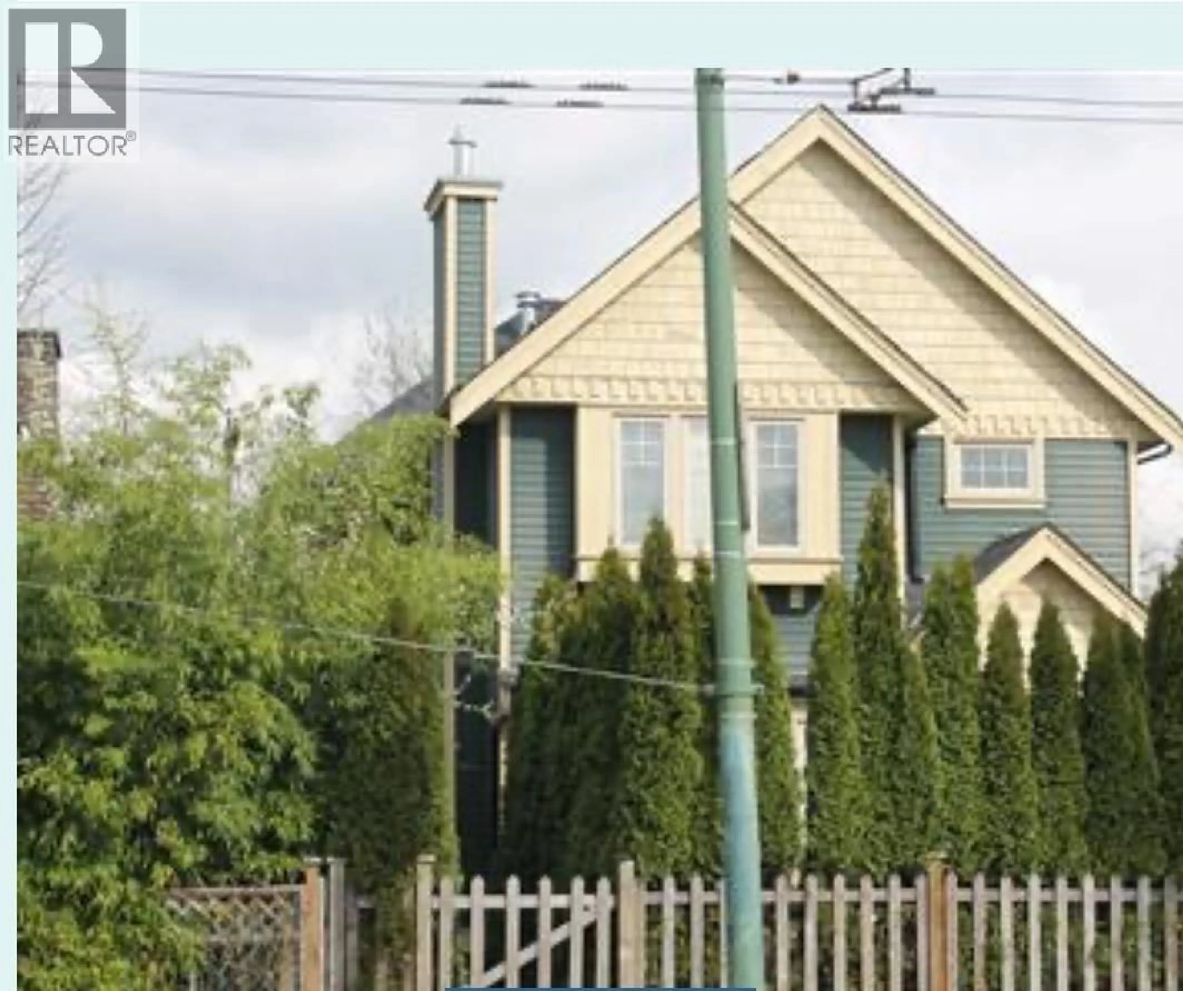 Unknown for 1943 BROADWAY, Vancouver British Columbia V5N1W4