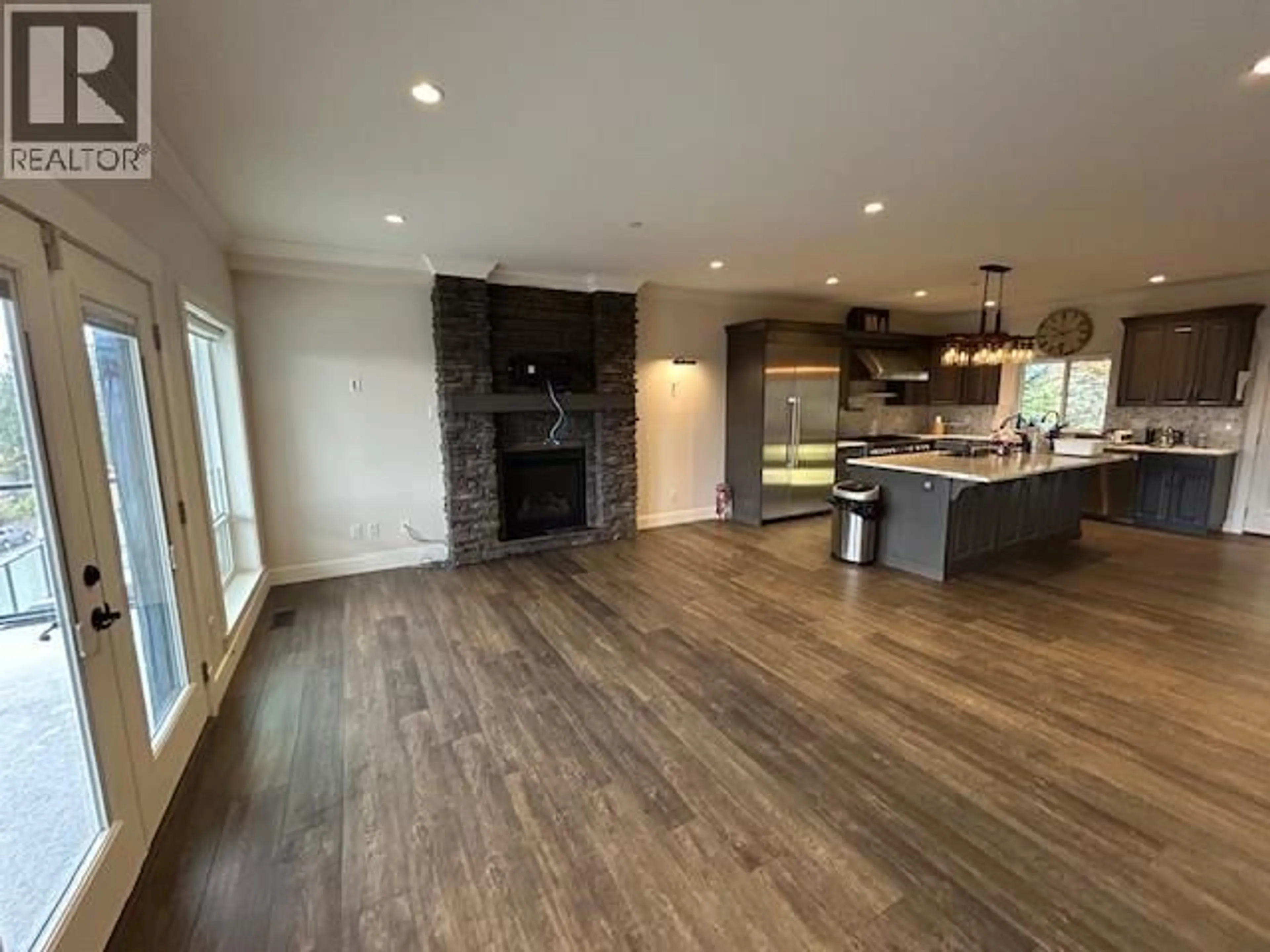 Open concept kitchen, wood/laminate floor for 25580 GODWIN DRIVE, Maple Ridge British Columbia V2W1G9