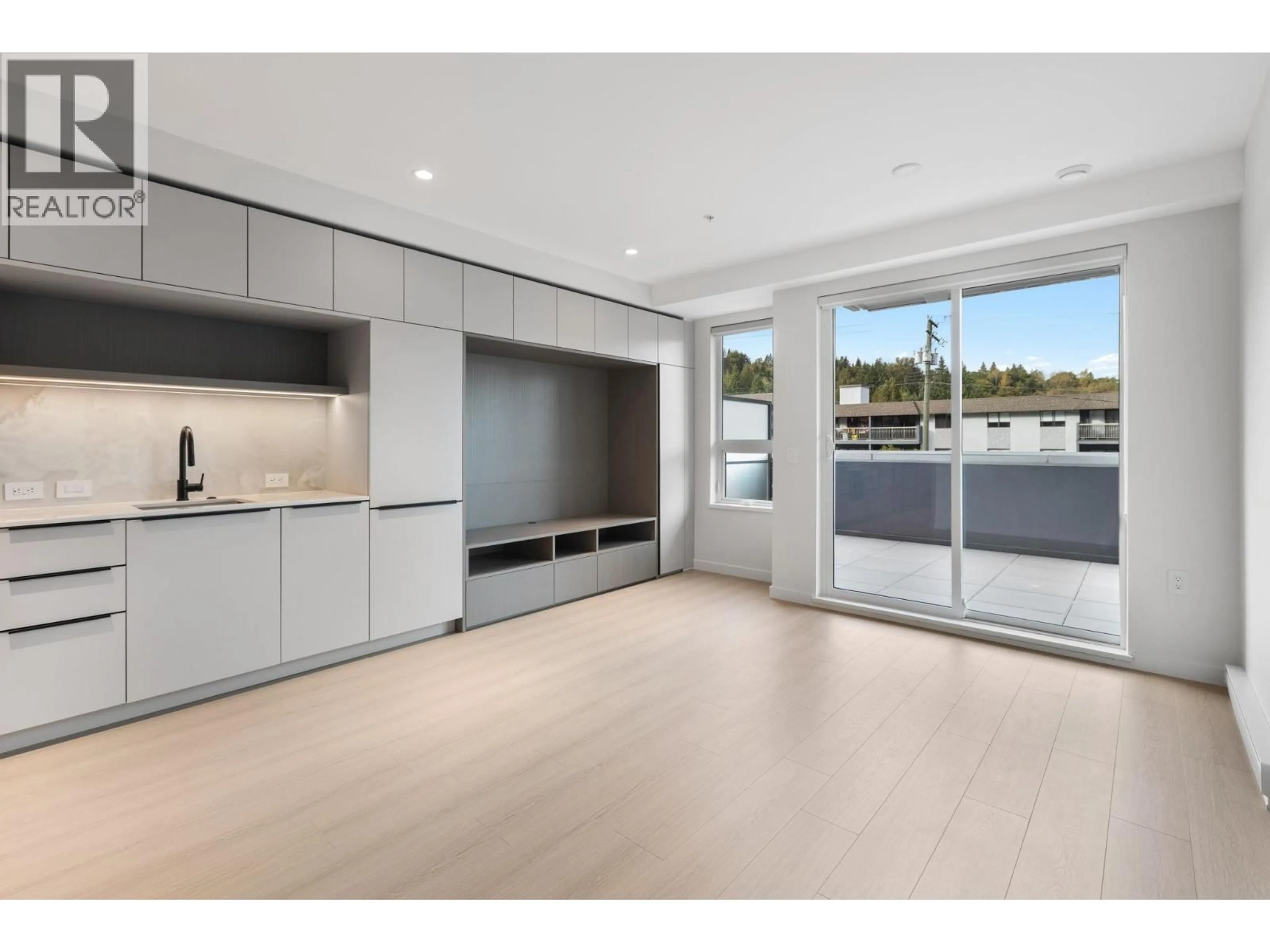 Open concept kitchen, unknown for 210 - 2015 ST. JOHNS STREET, Port Moody British Columbia V3H0N5