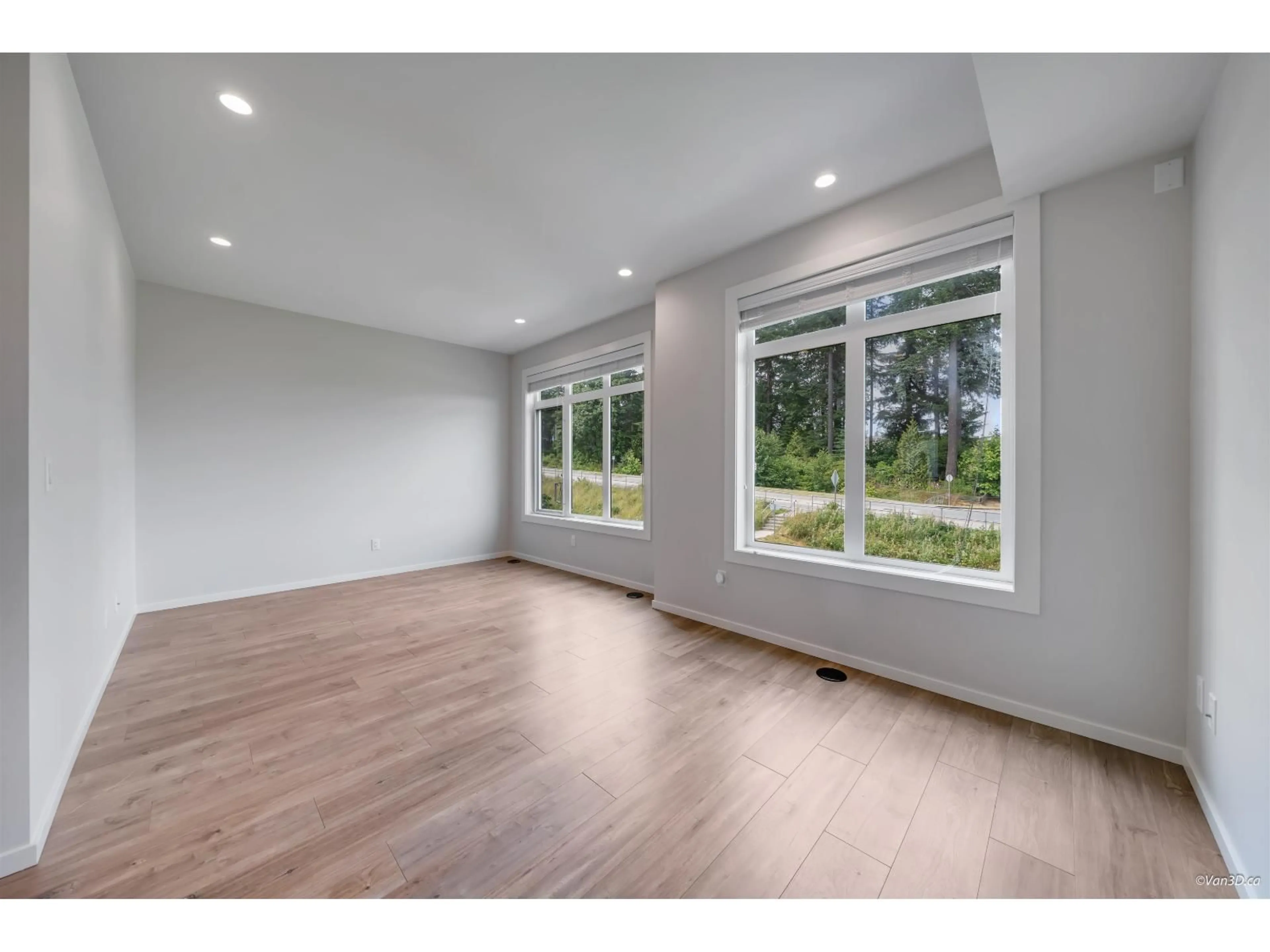 A pic of a room for 10 - 17557 100, Surrey British Columbia V4N6V5