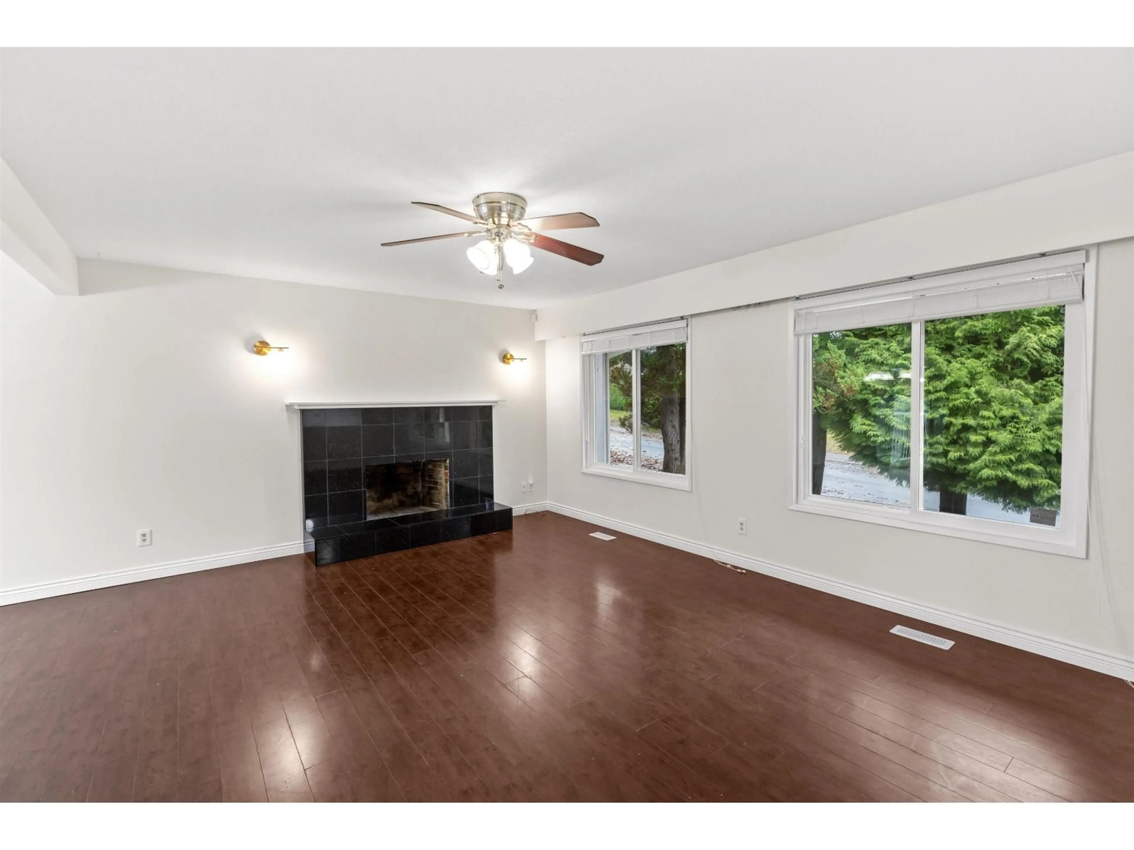 A pic of a room for 3782 LINDSAY, Abbotsford British Columbia V2S7A3