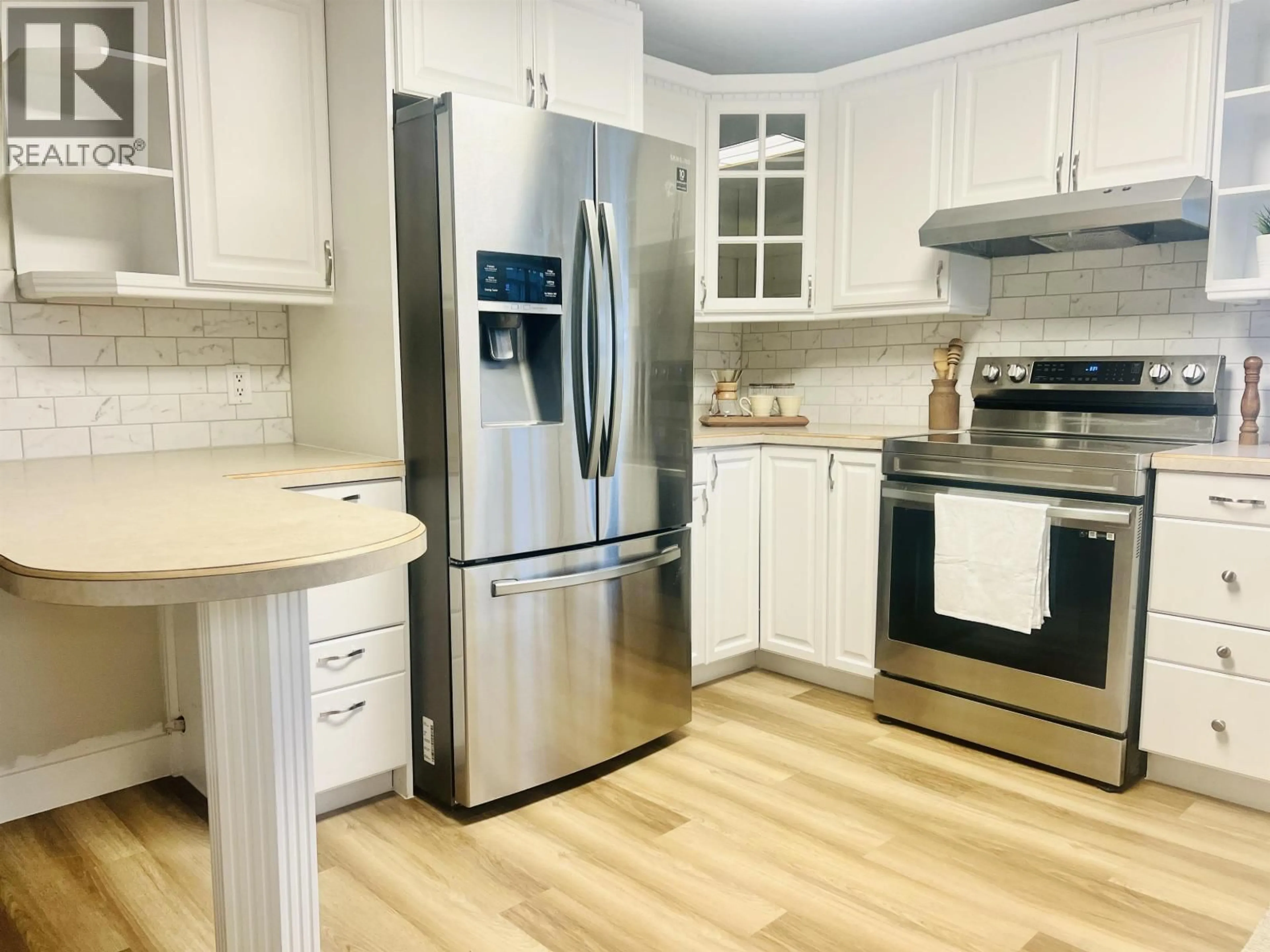 Open concept kitchen, unknown for 103 STIKINE STREET, Kitimat British Columbia V8C1W6