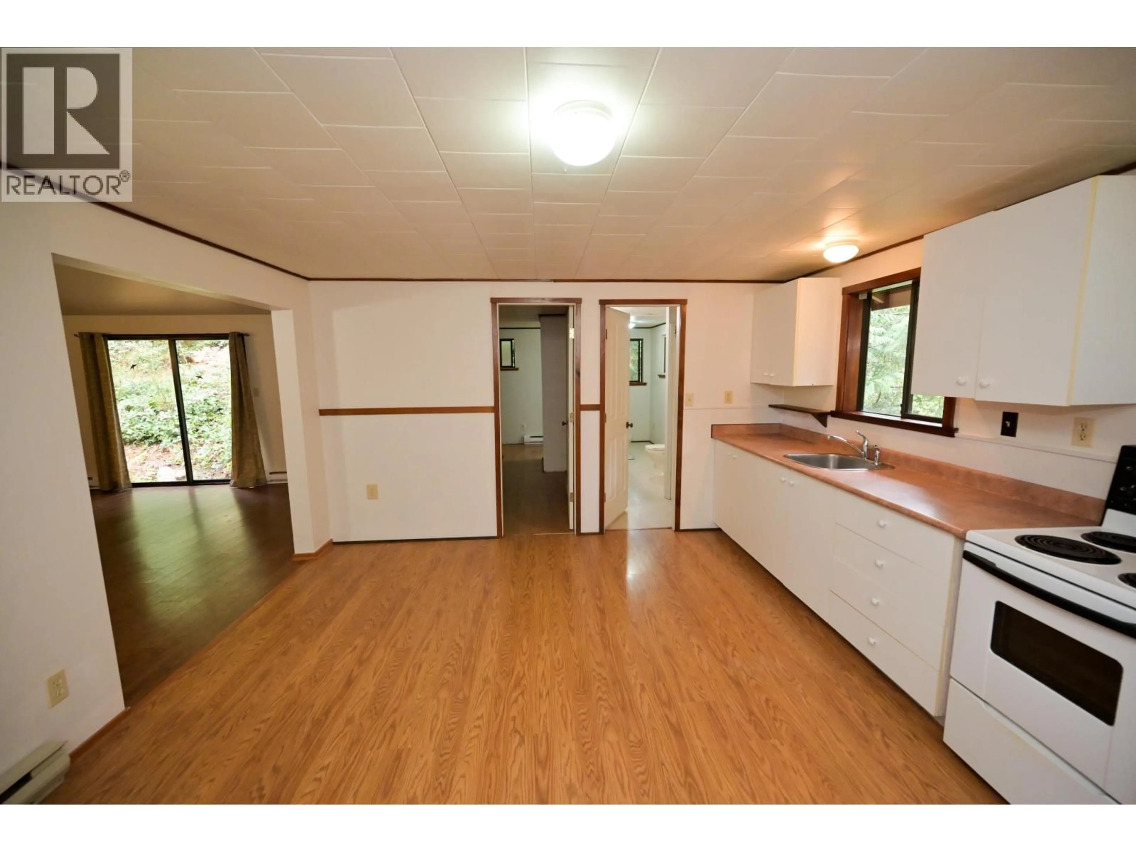 Unknown for 980 WOODLEY ROAD, Roberts Creek British Columbia V0N2W4