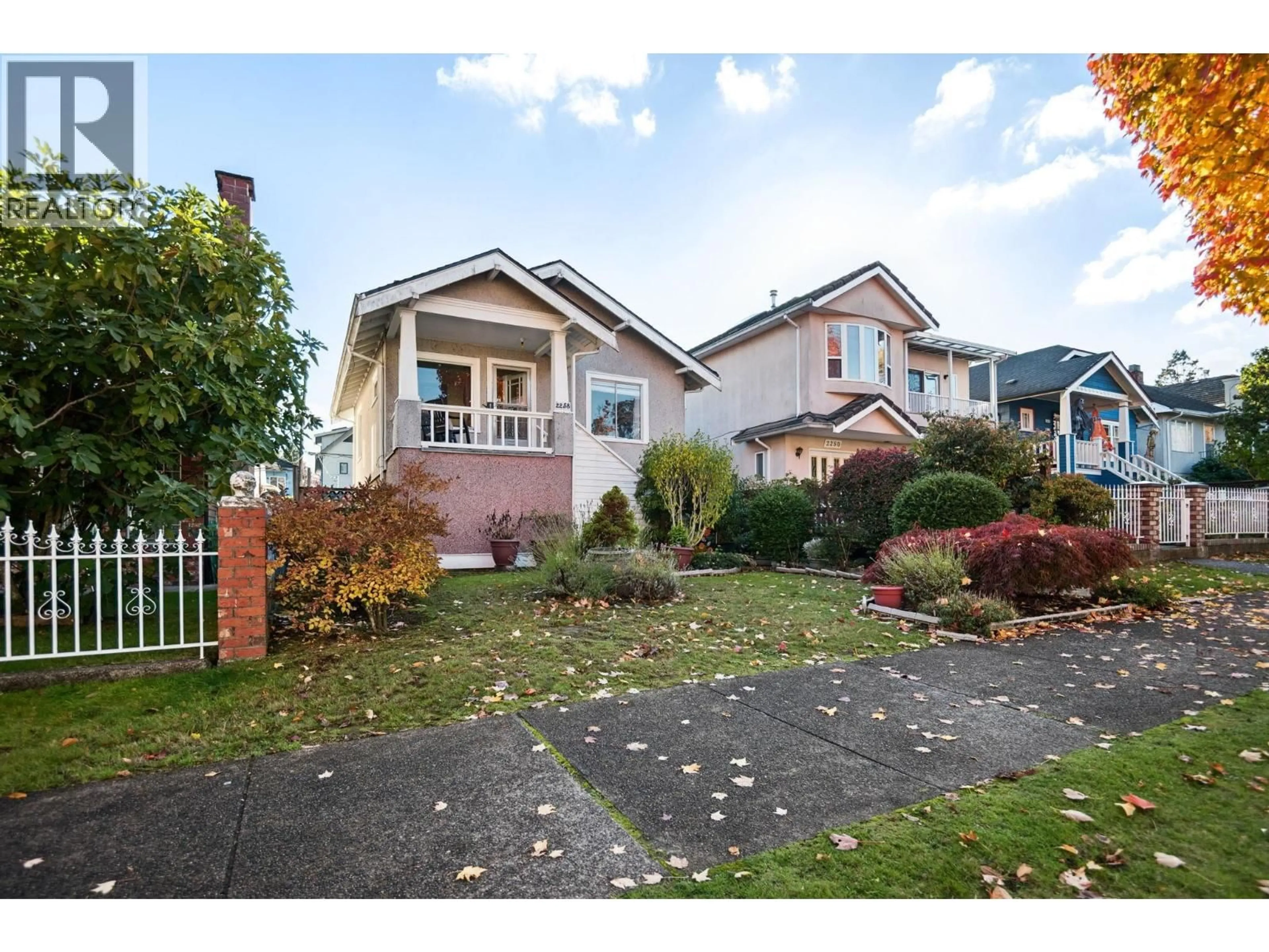 Unknown for 2258 KITCHENER STREET, Vancouver British Columbia V5L2X2