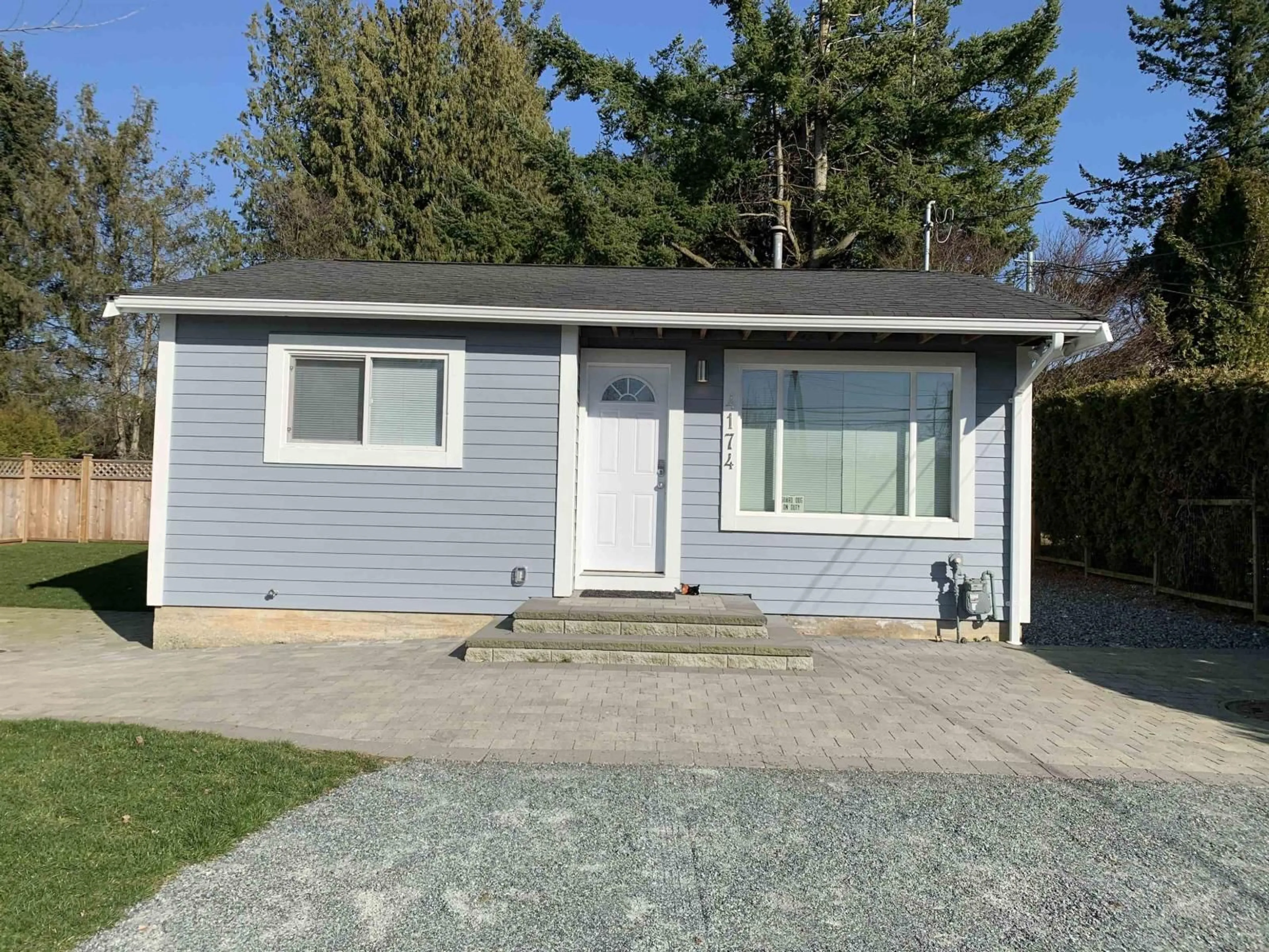 Home with vinyl exterior material, street for 4174 BRADNER, Abbotsford British Columbia V4X1S8