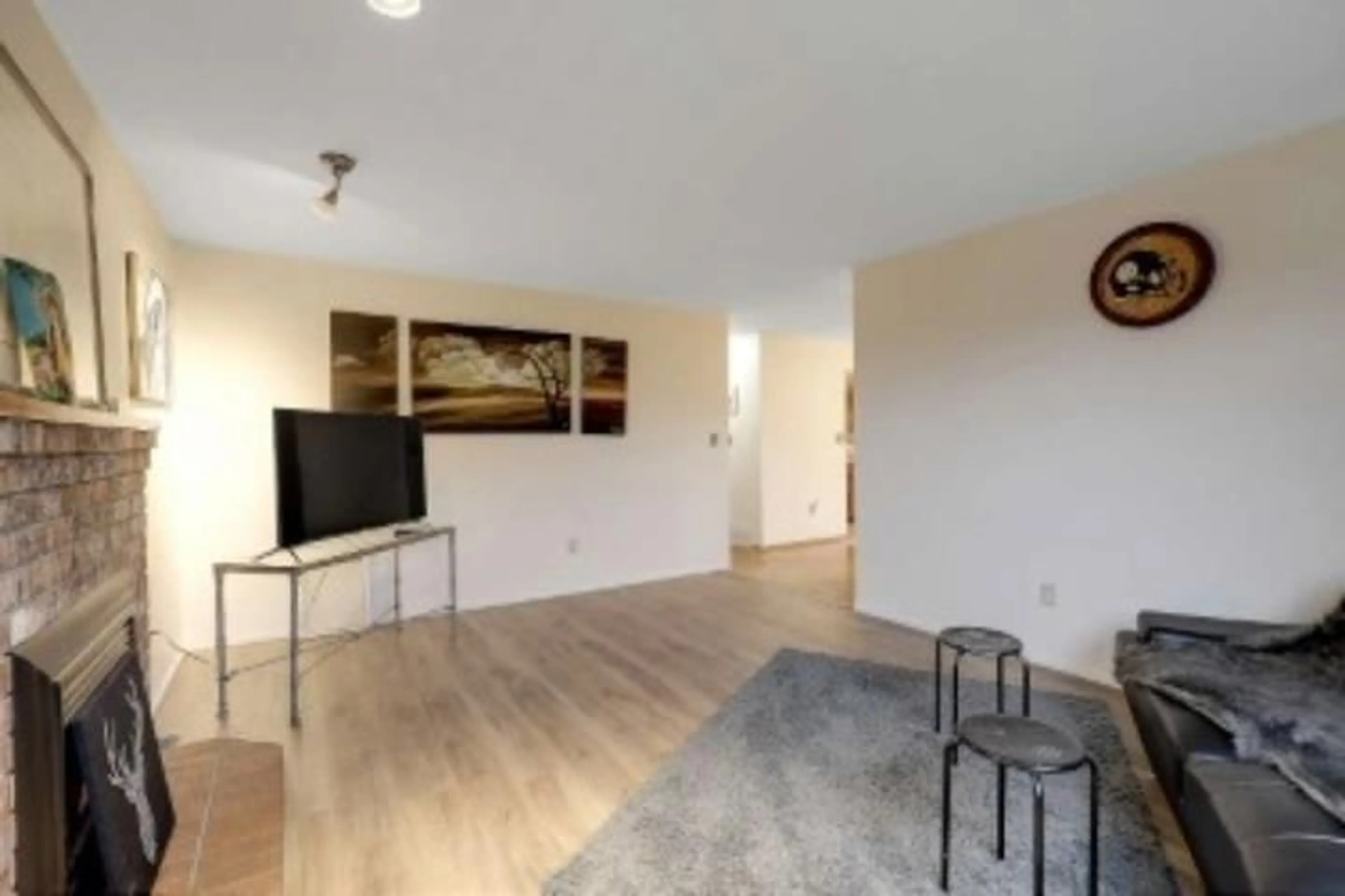 A pic of a room for 7381 GRAND STREET, Mission British Columbia V2V3S3