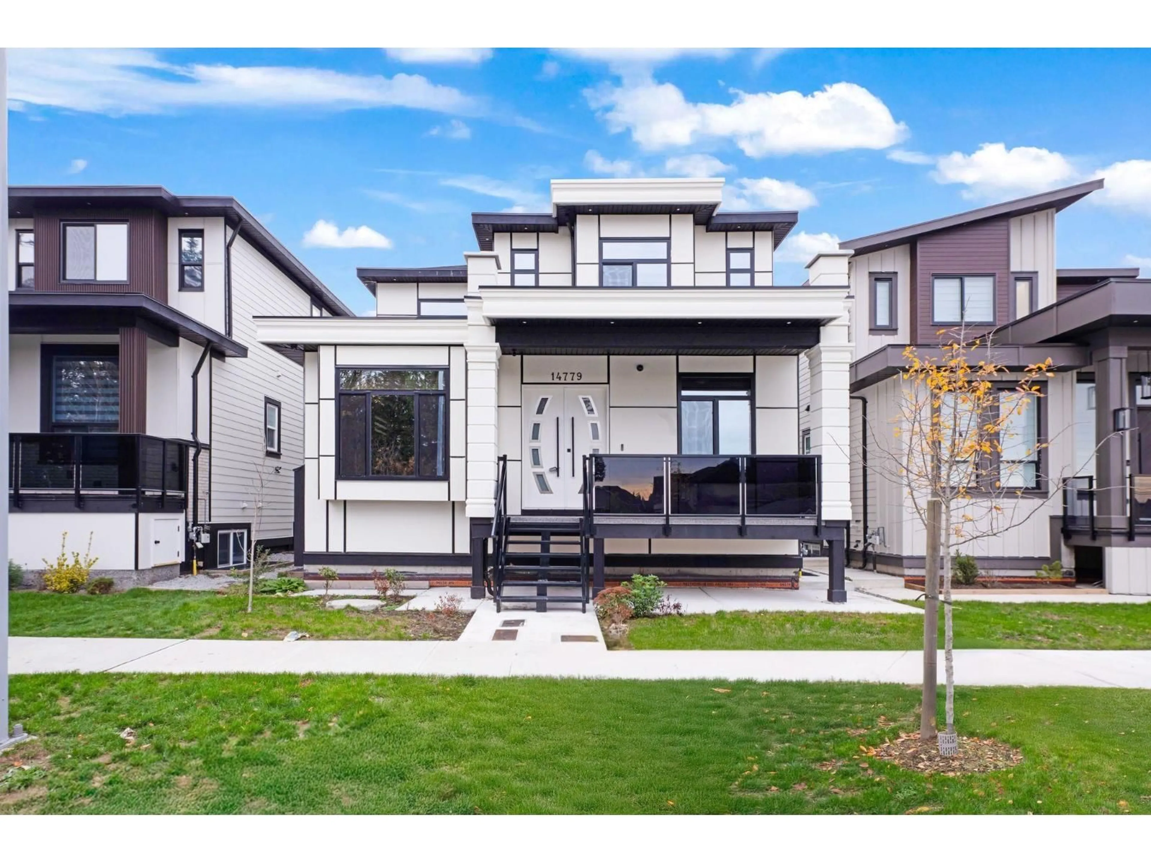 Home with vinyl exterior material, street for 14779 68A, Surrey British Columbia V3S3C9