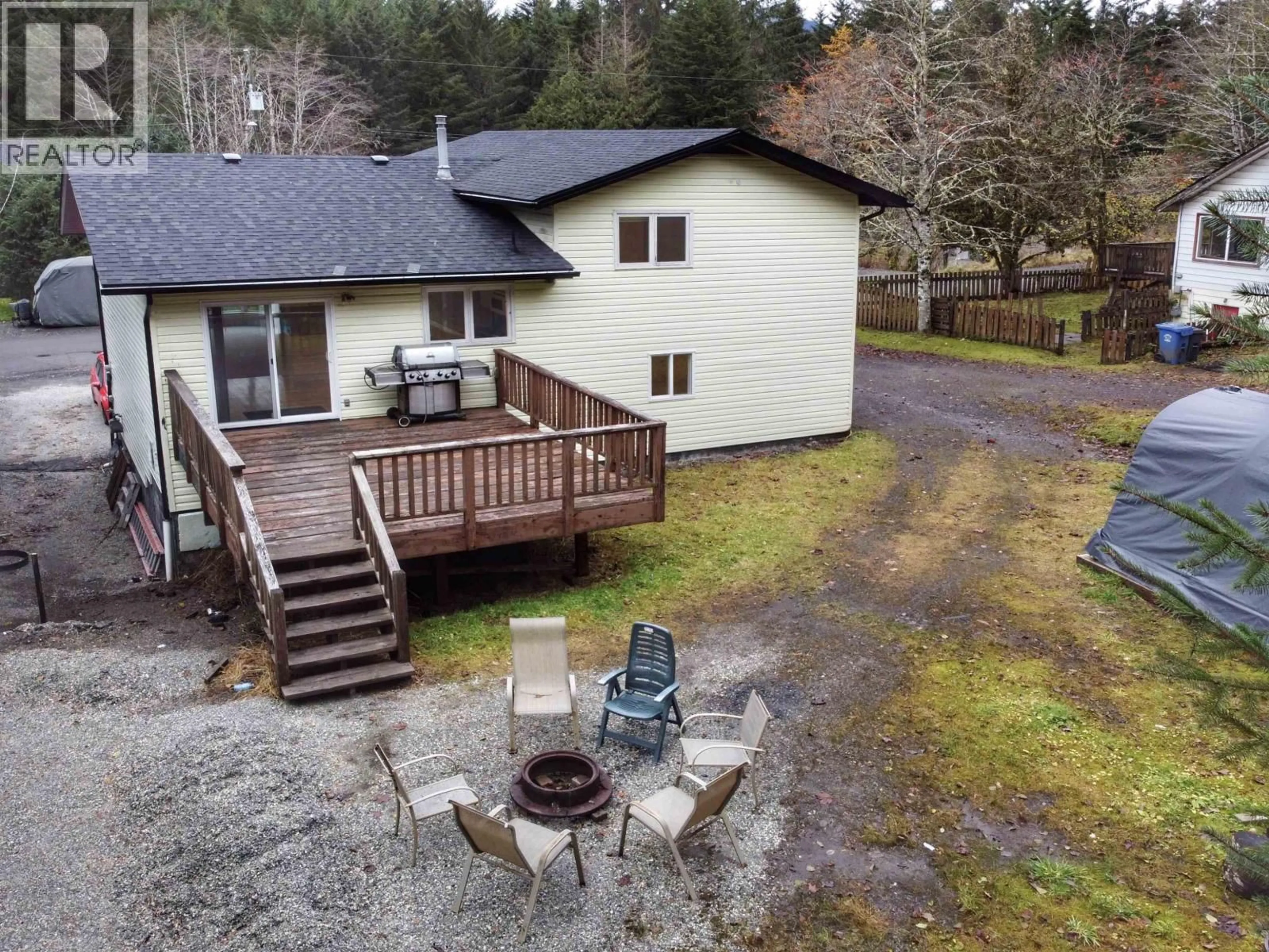 A pic from outside/outdoor area/front of a property/back of a property/a pic from drone, unknown for 1842 11TH AVENUE, Prince Rupert British Columbia V8J2X7