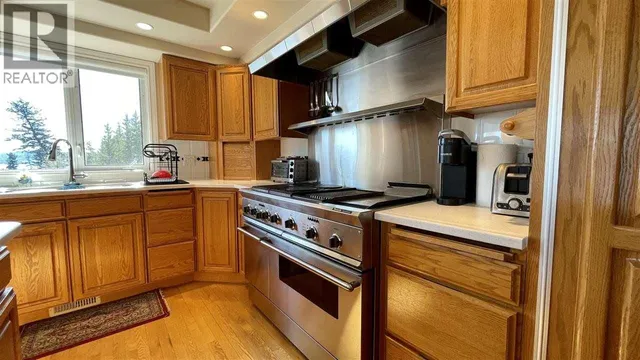 6262 MULLIGAN DRIVE, Horse Lake 5