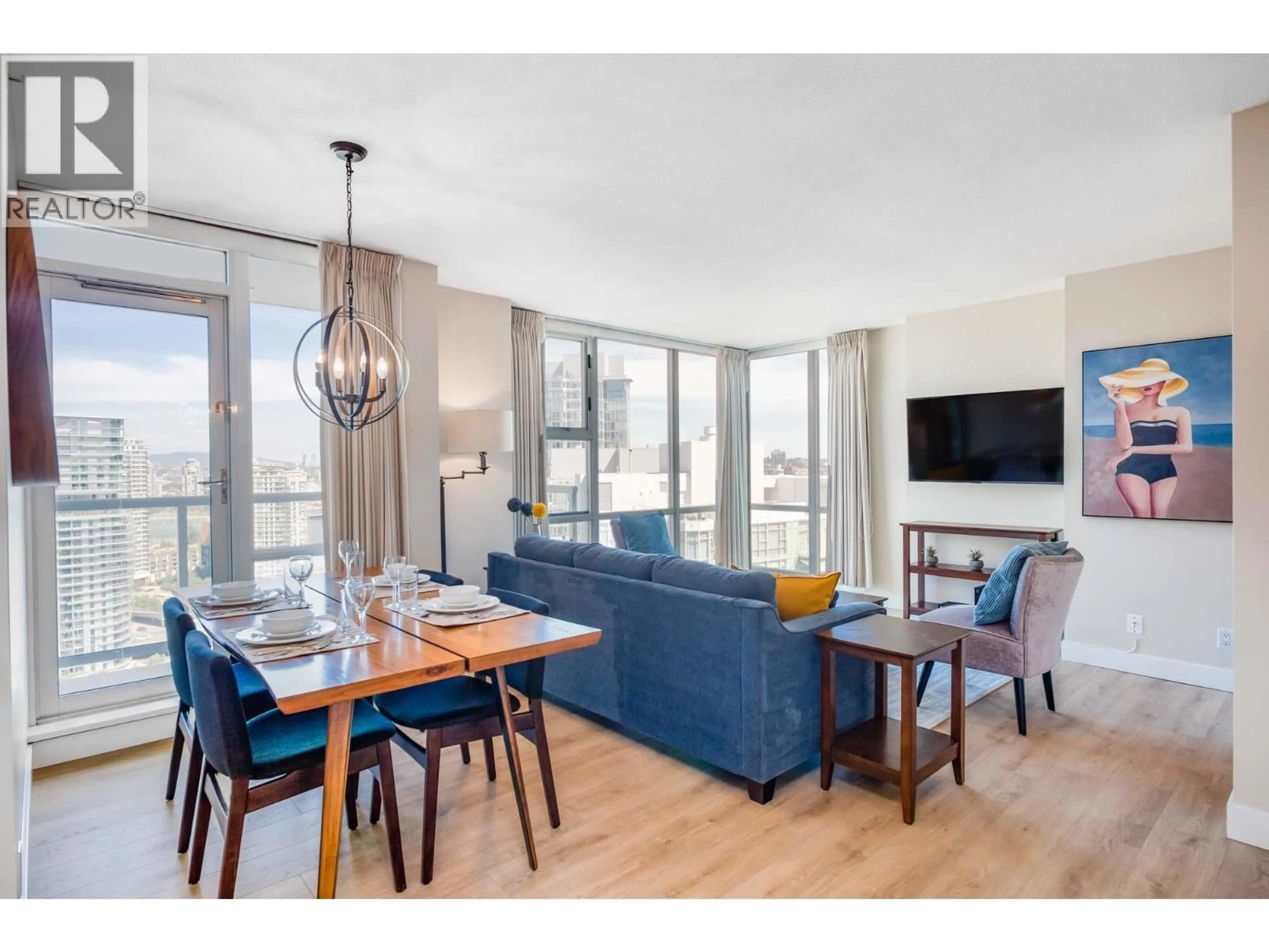 Living room with furniture, wood/laminate floor for 2907 - 193 AQUARIUS MEWS, Vancouver British Columbia V6Z2Z2