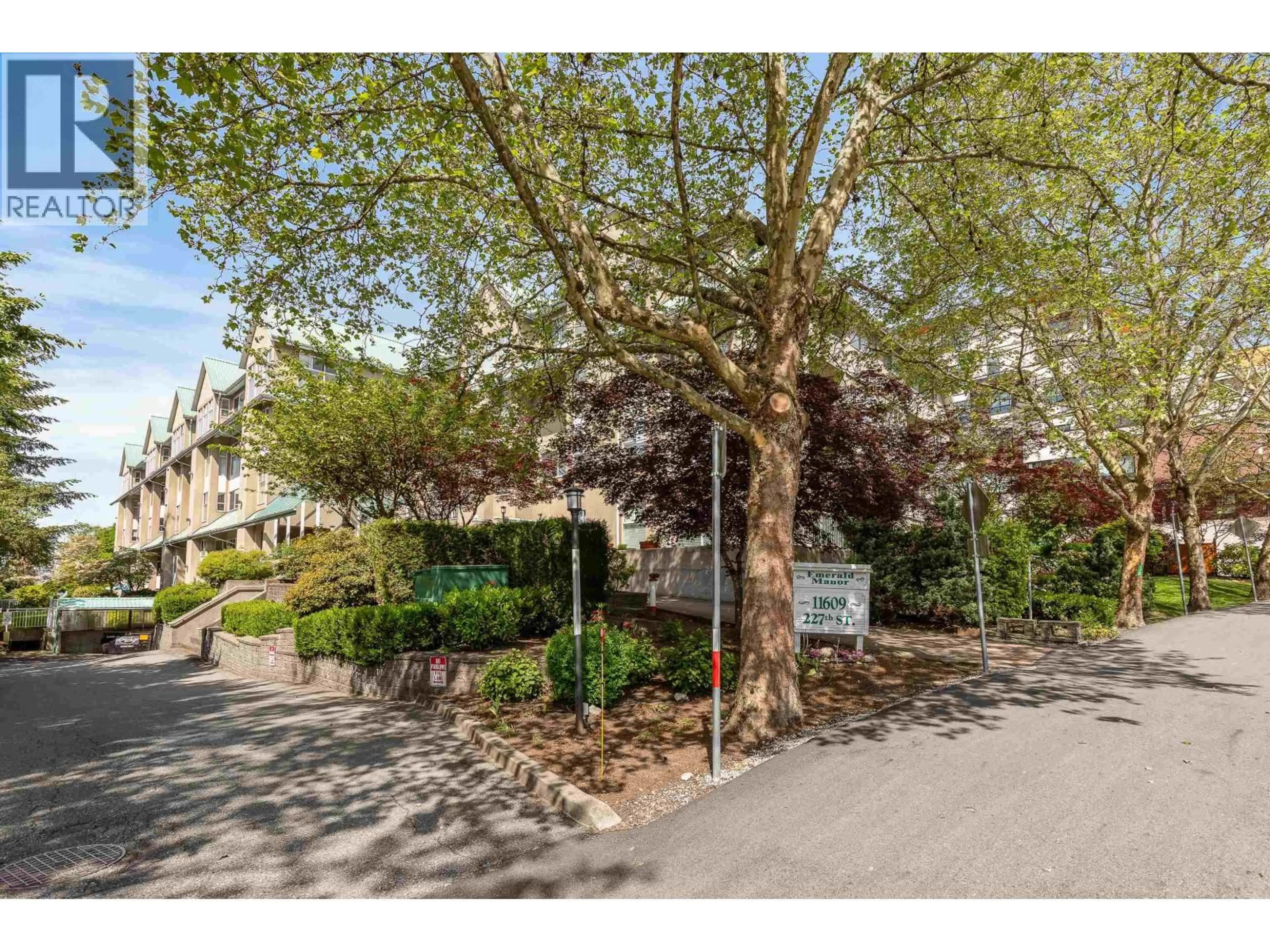 A pic from outside/outdoor area/front of a property/back of a property/a pic from drone, street for 310 - 11609 227 STREET, Maple Ridge British Columbia V2X2L9