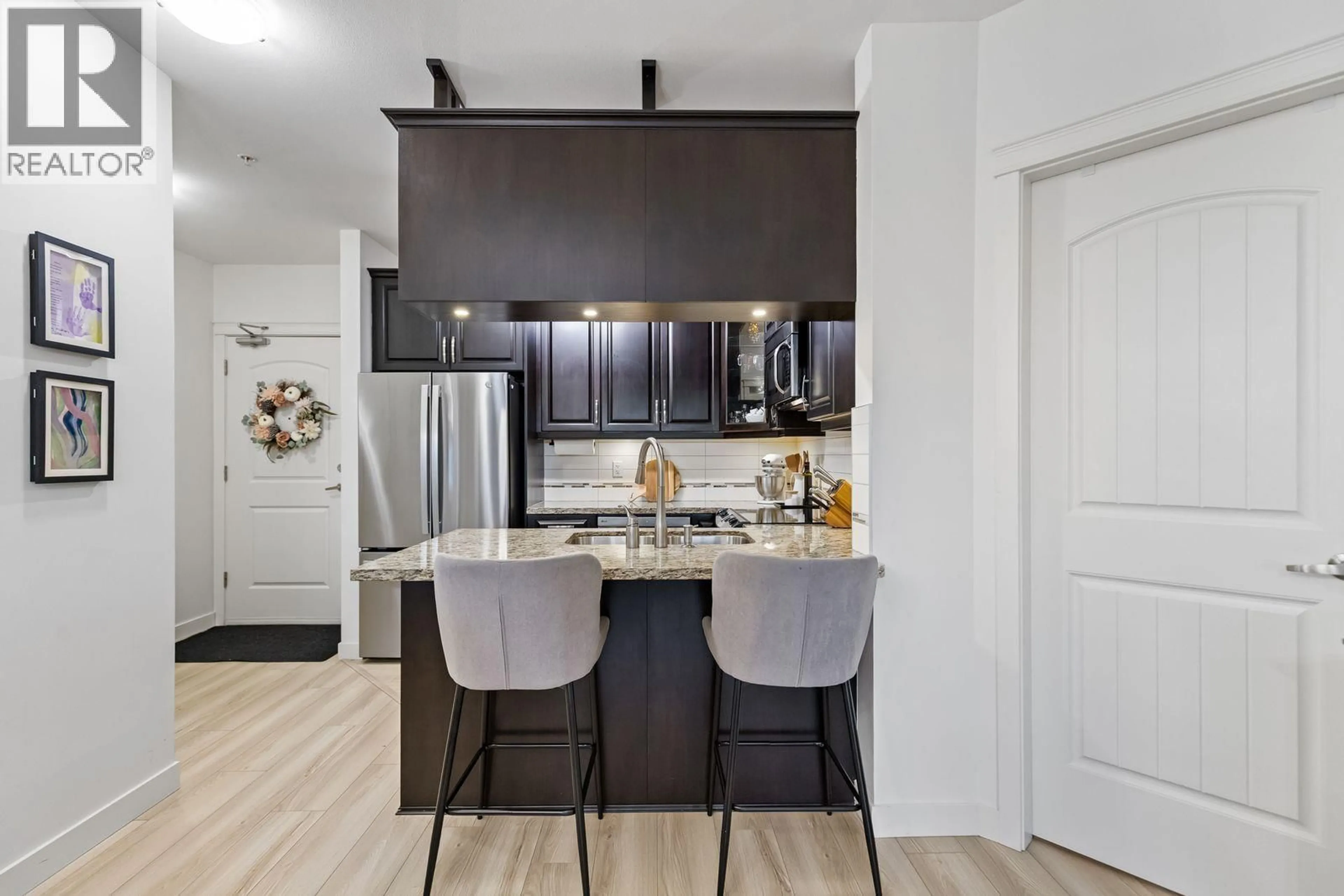 Open concept kitchen, unknown for 215 - 12565 190A STREET, Pitt Meadows British Columbia V3Y0E1