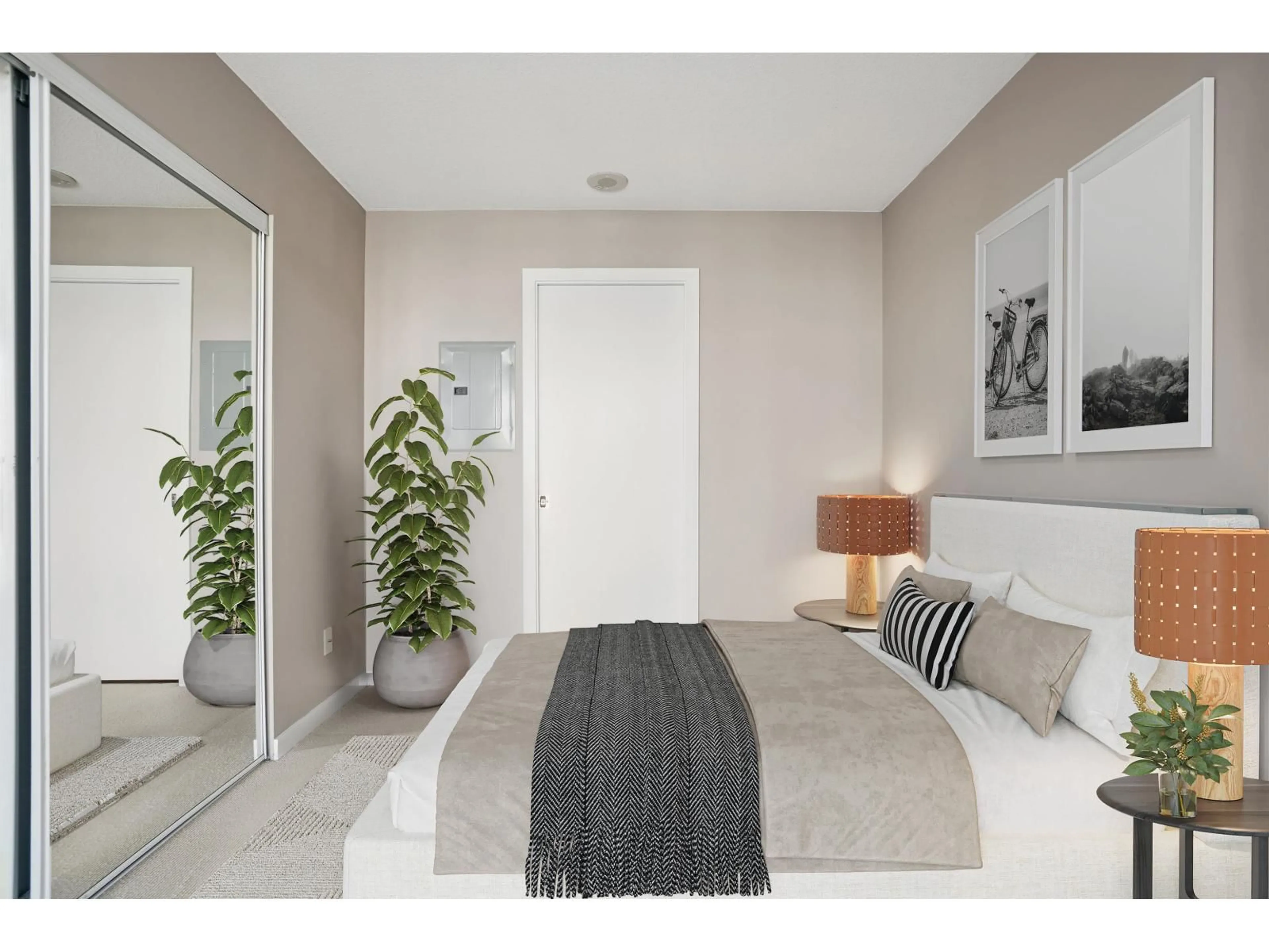 Indoor entryway for 3601 - 9981 WHALLEY BOULEVARD, Surrey British Columbia V3T0G6