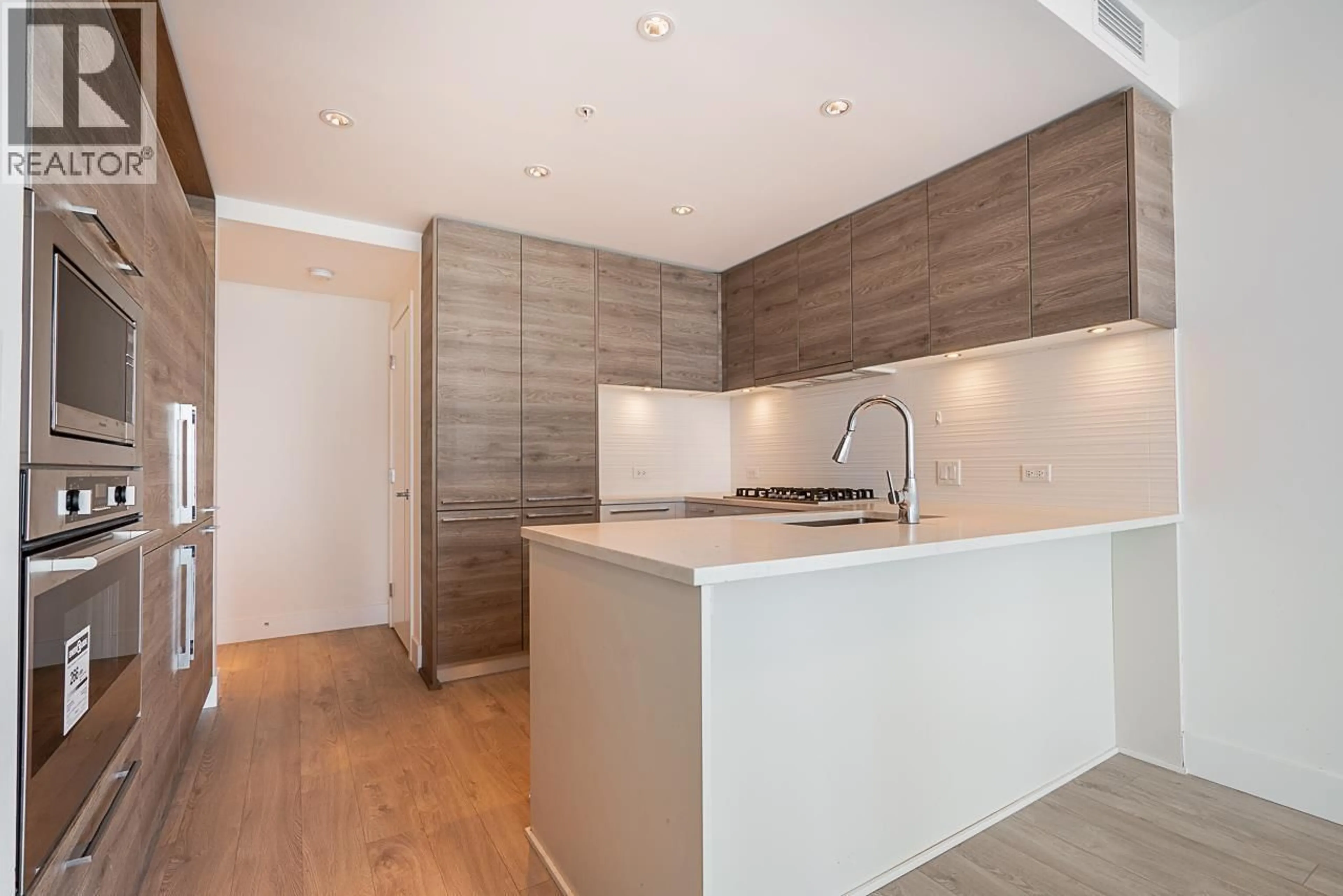 Unknown for 2401 - 7303 NOBLE LANE, Burnaby British Columbia V3N0H2