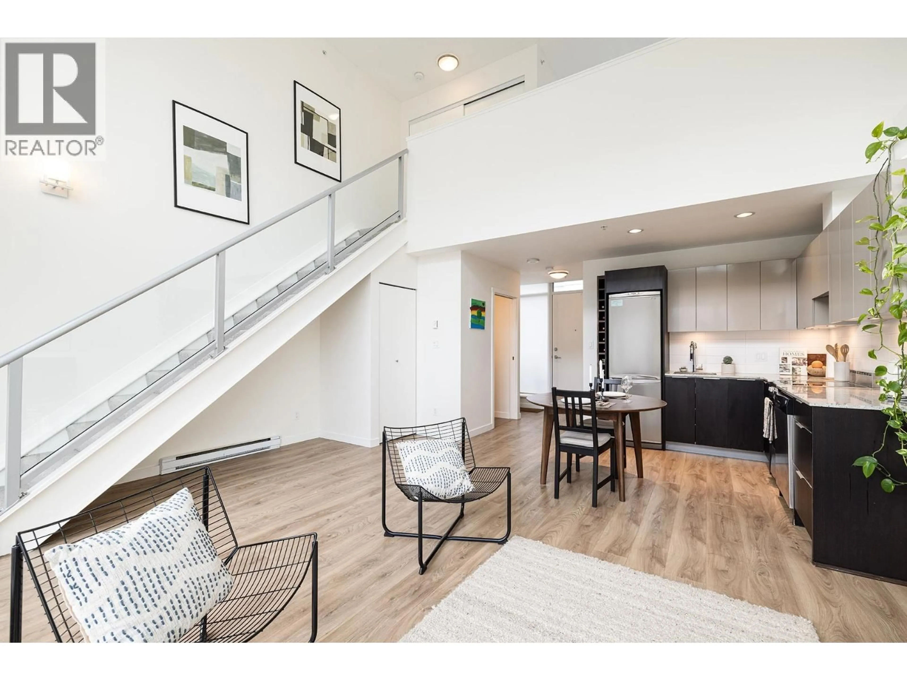 Unknown for 310 - 429 2ND AVENUE, Vancouver British Columbia V5Y1E3