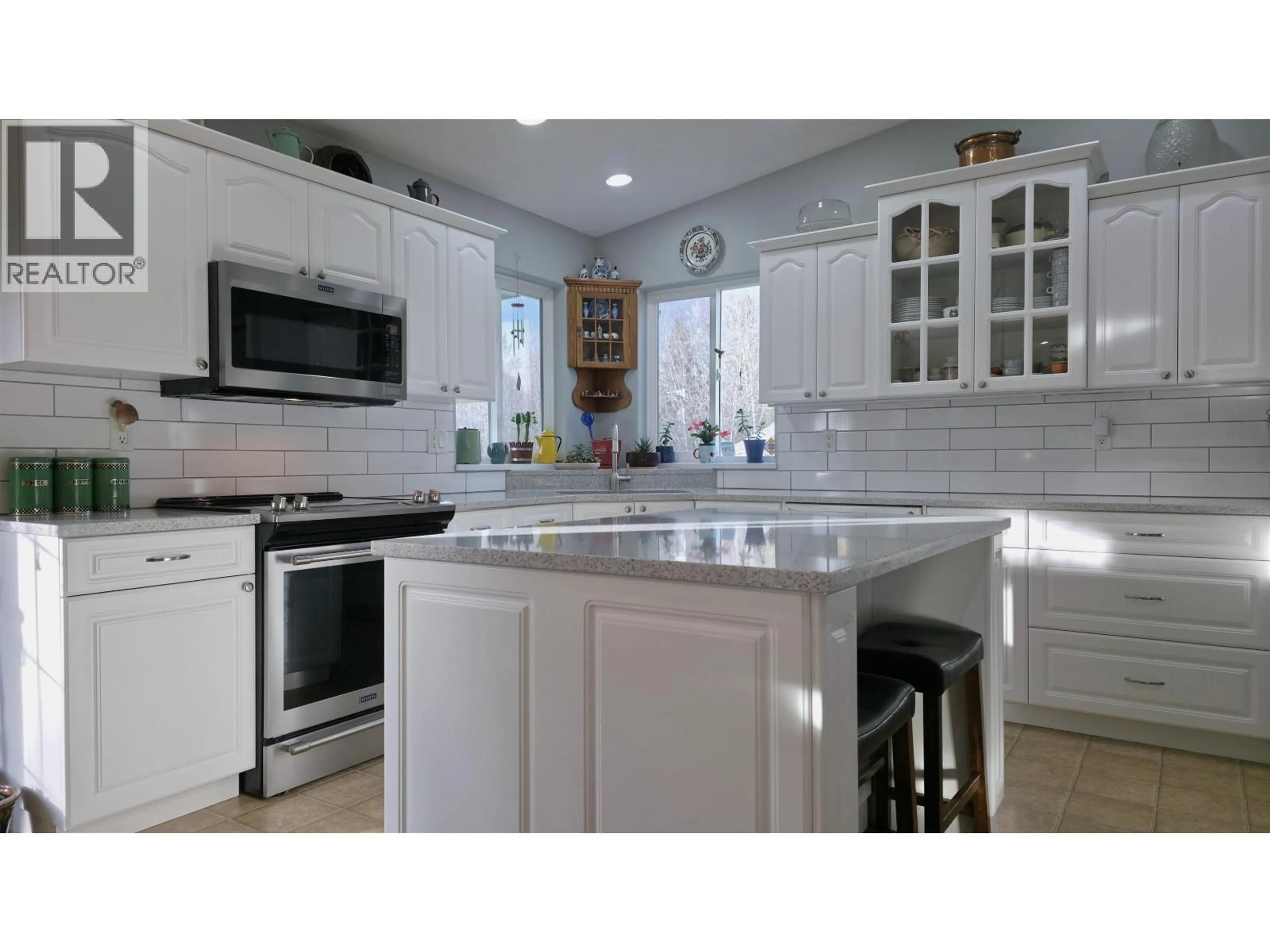 Contemporary kitchen, ceramic/tile floor for 8125 SUNHILL ROAD, Prince George British Columbia V2N6E8