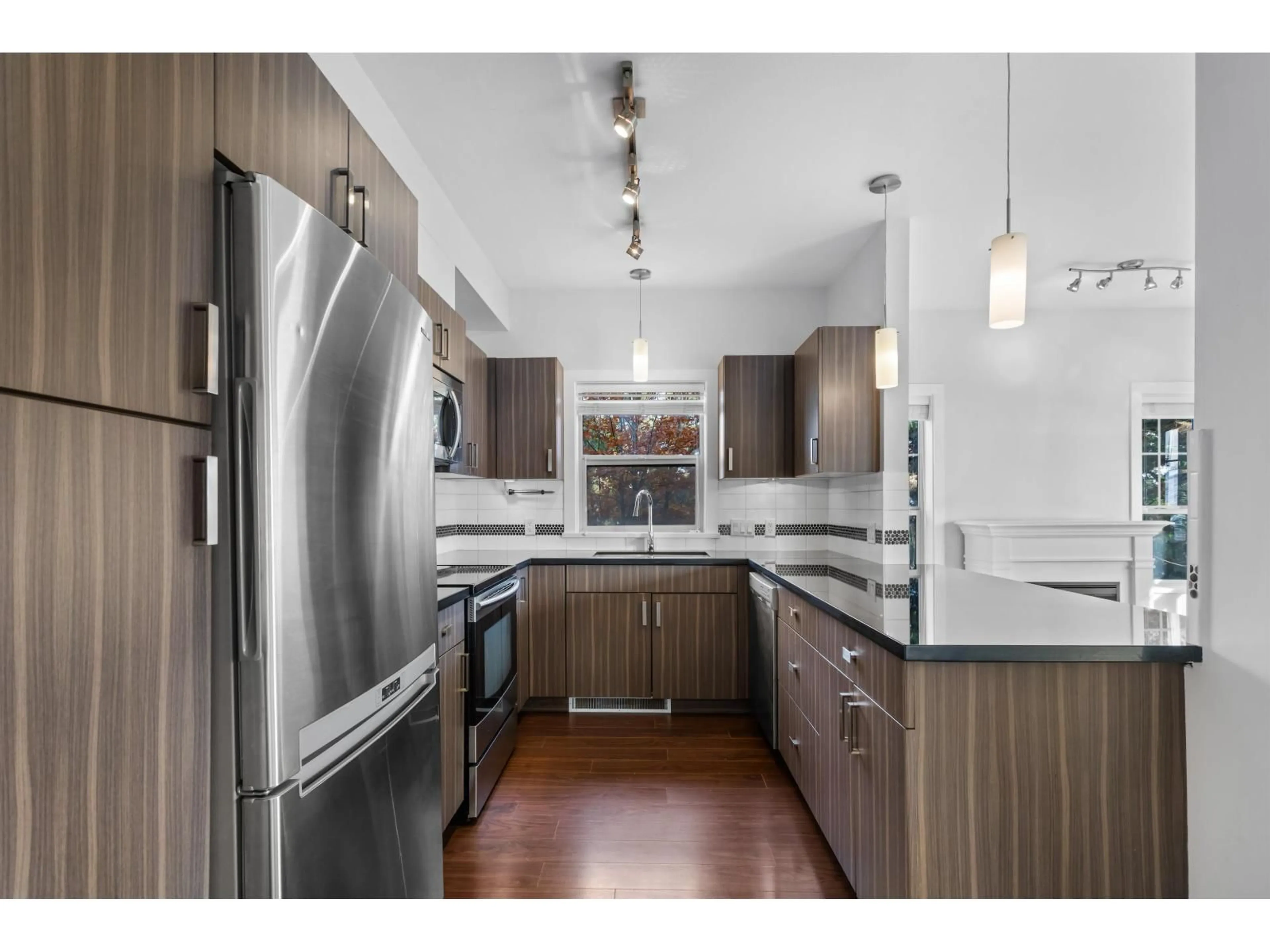 Unknown for 214 - 20219 54A, Langley British Columbia V3A0C7