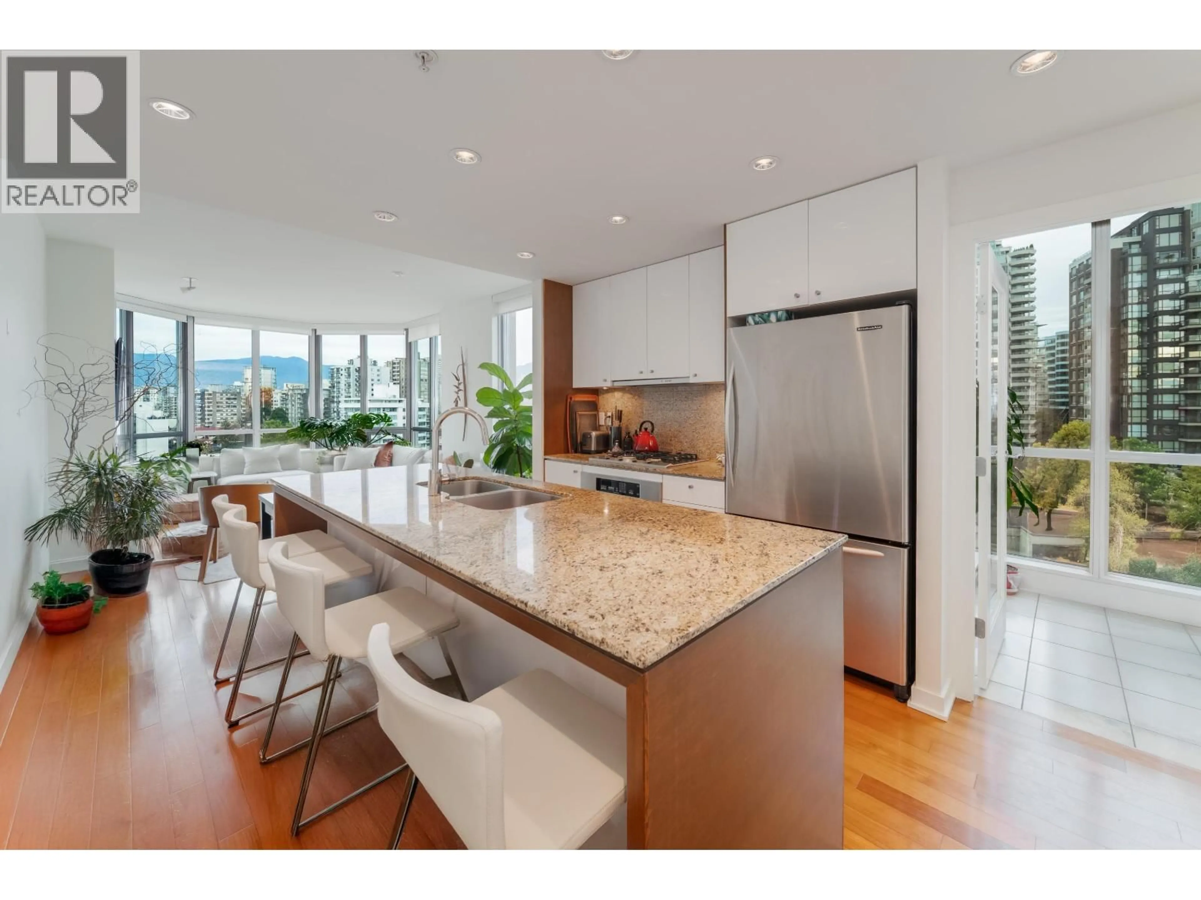 Open concept kitchen, unknown for 1506 - 1005 BEACH AVENUE, Vancouver British Columbia V6E3W2