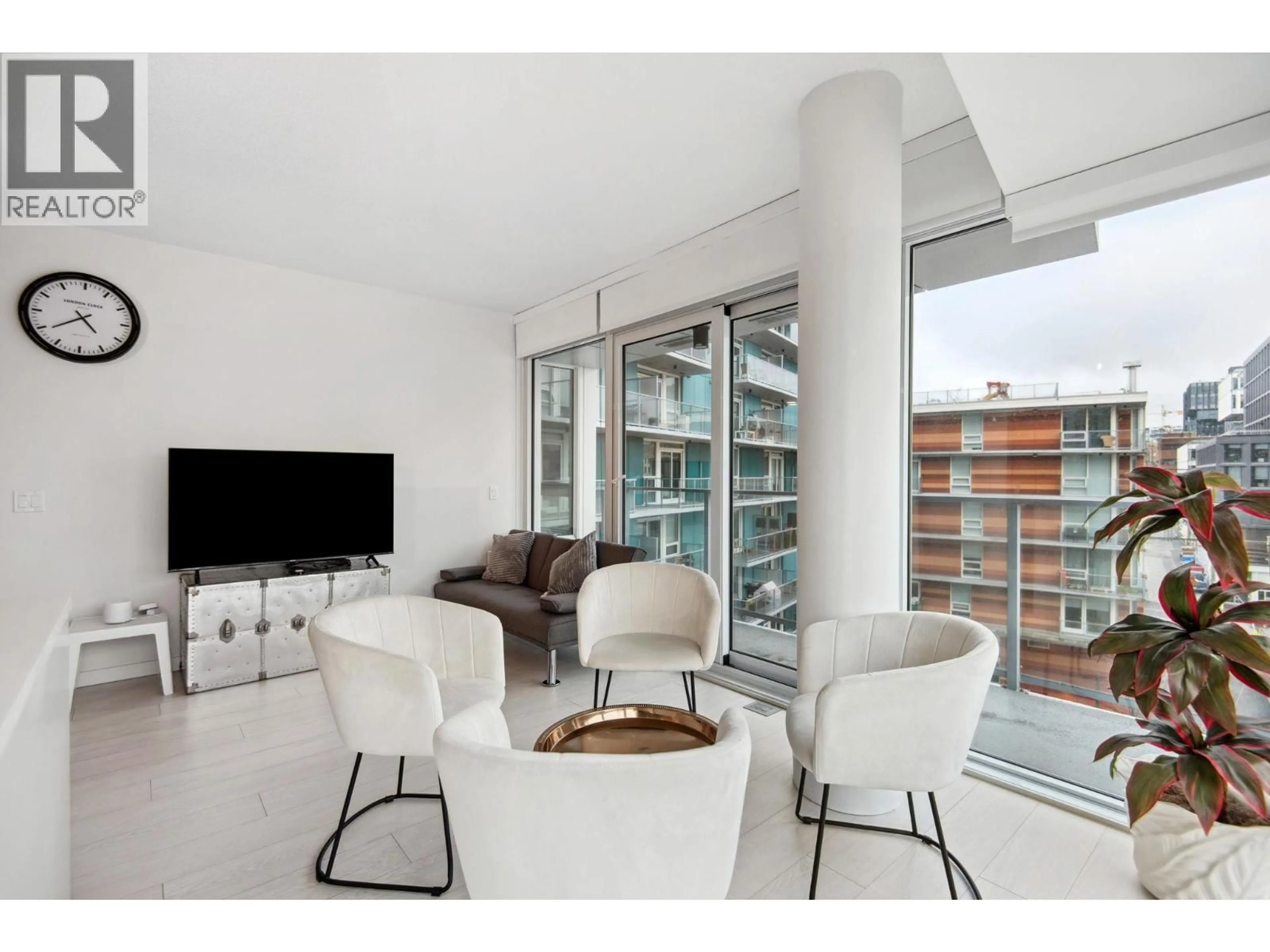 Living room with furniture, unknown for 602 - 180 2ND AVENUE, Vancouver British Columbia V5T0K4