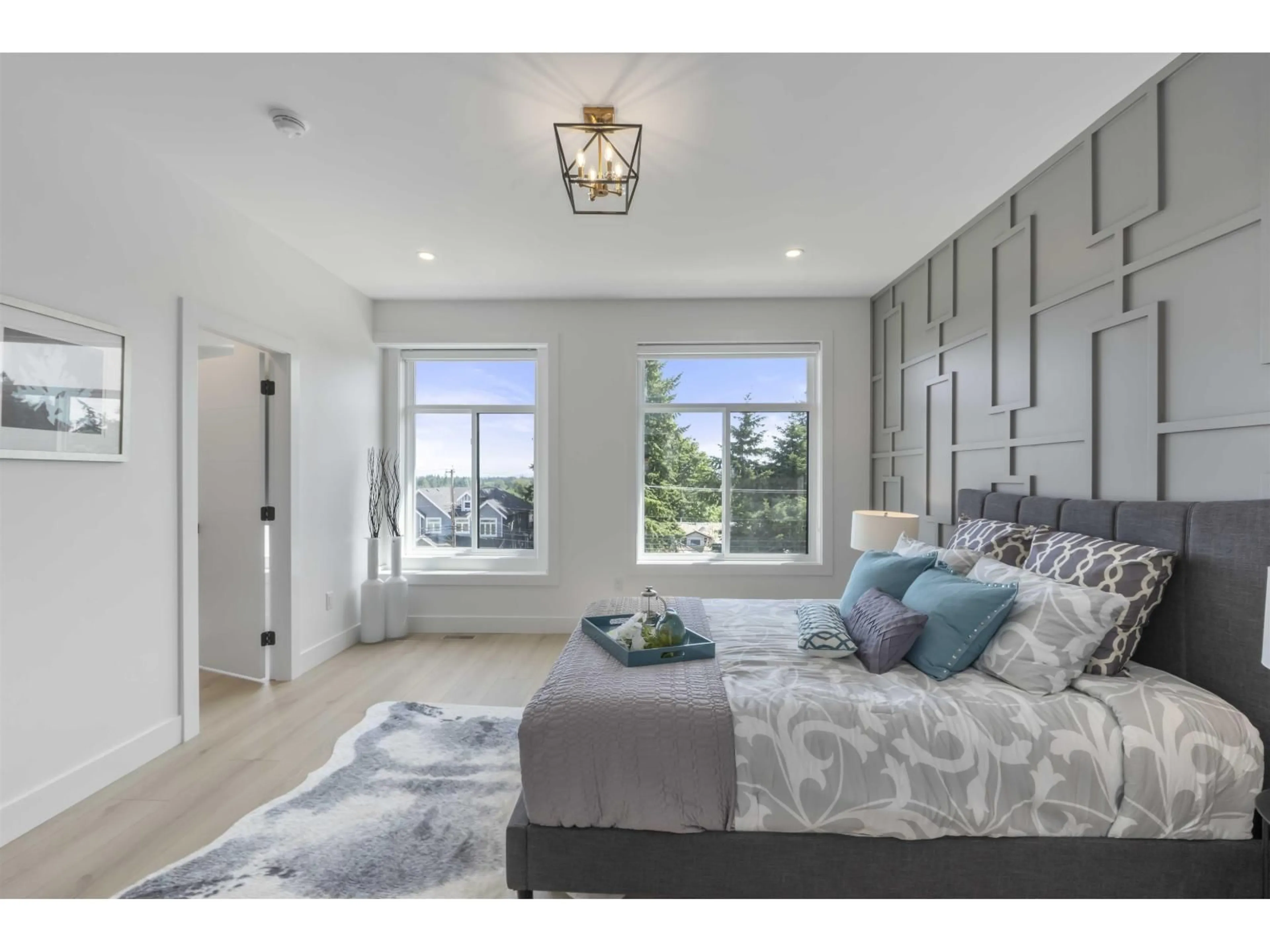 Bedroom with bed, unknown for 16677 16, Surrey British Columbia V3S9X7