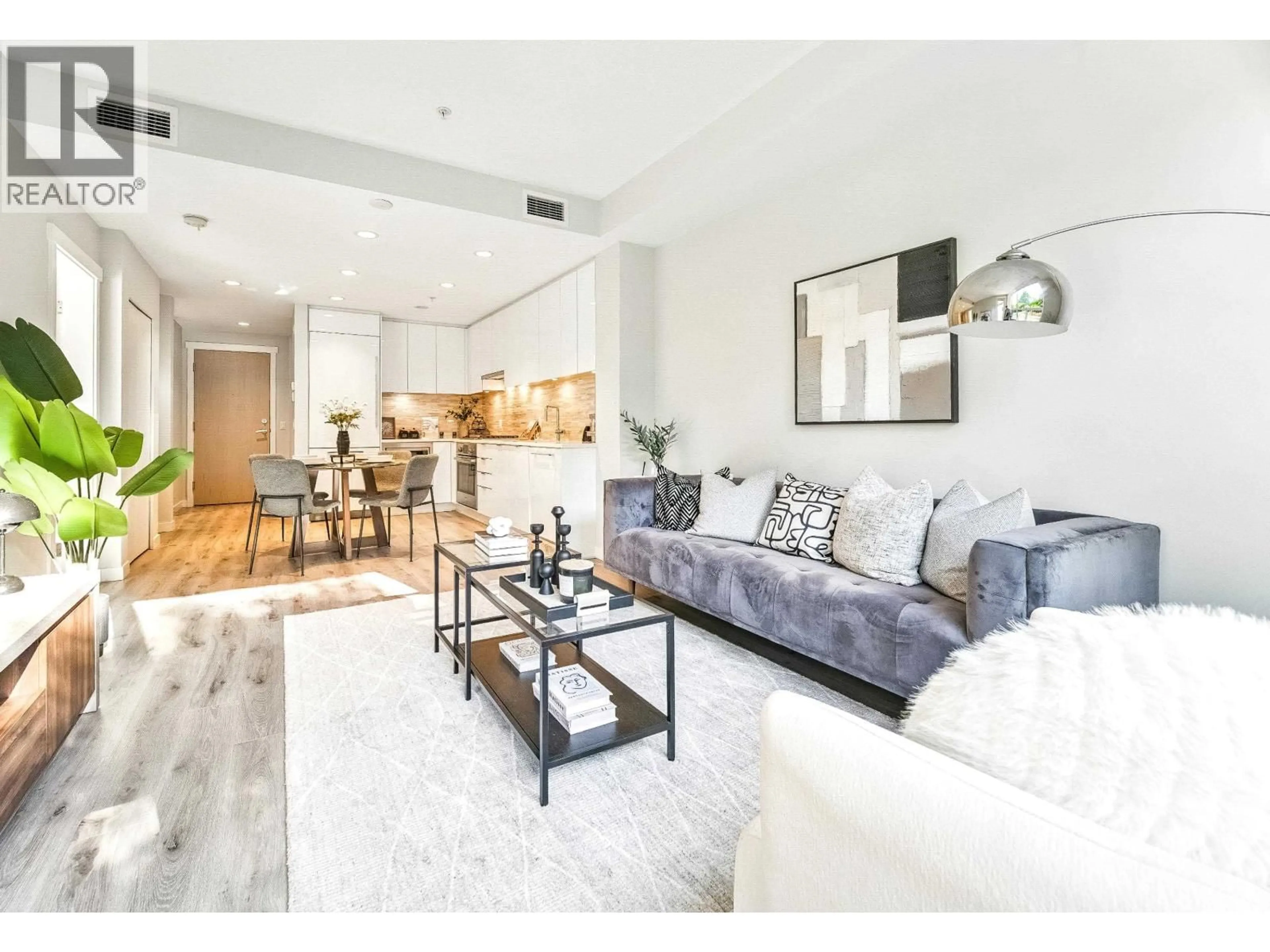 Living room with furniture, unknown for 109 - 9233 ODLIN ROAD, Richmond British Columbia V6X0V4