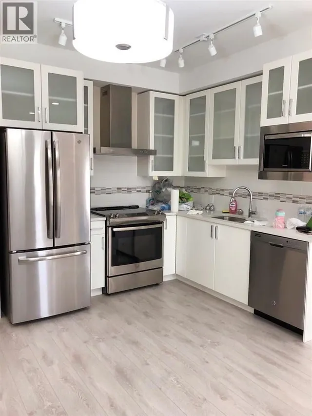 203 - 4882 SLOCAN STREET, Vancouver 4