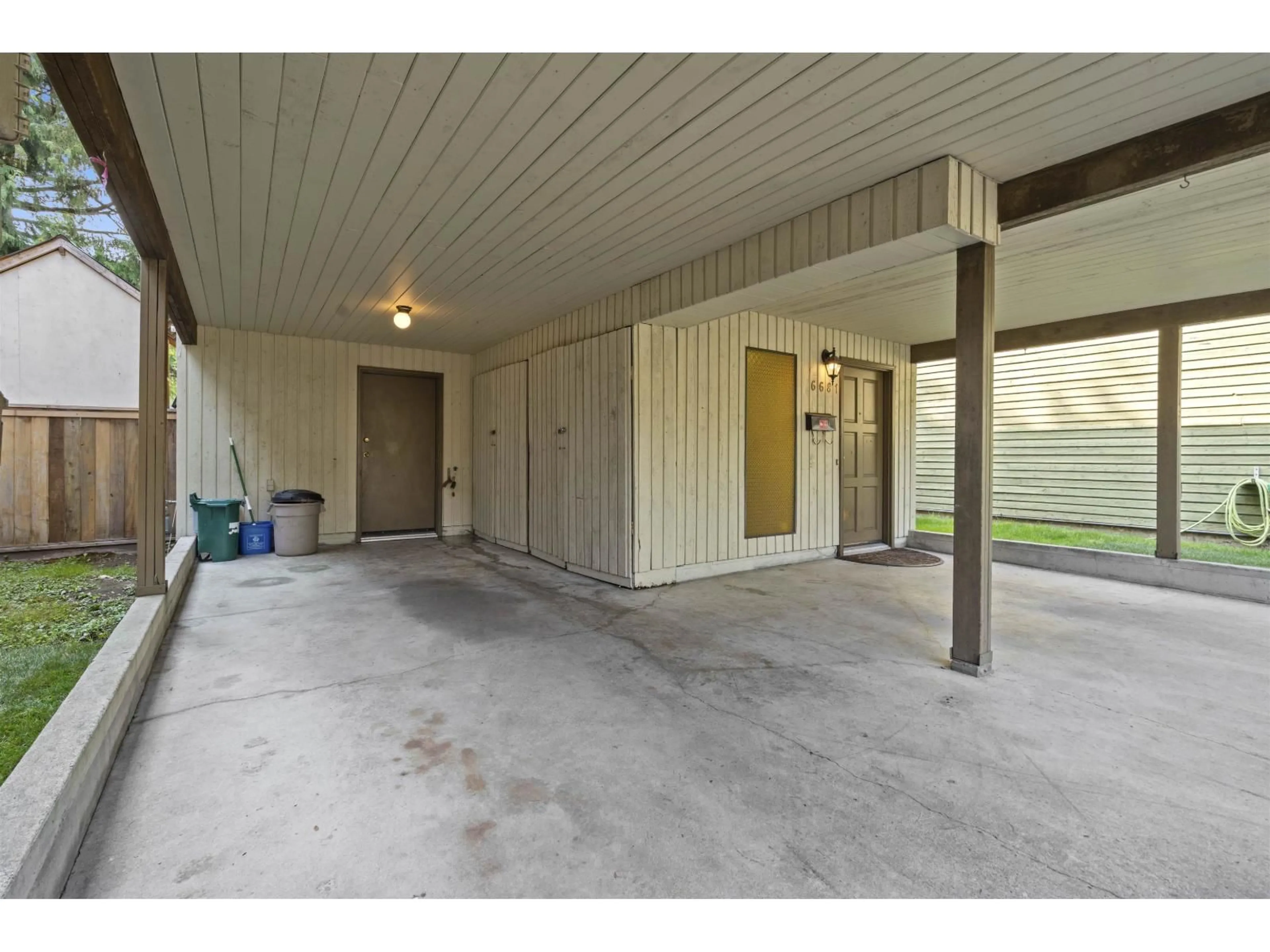 Unknown for 6681 BAKER, Delta British Columbia V4E2T8