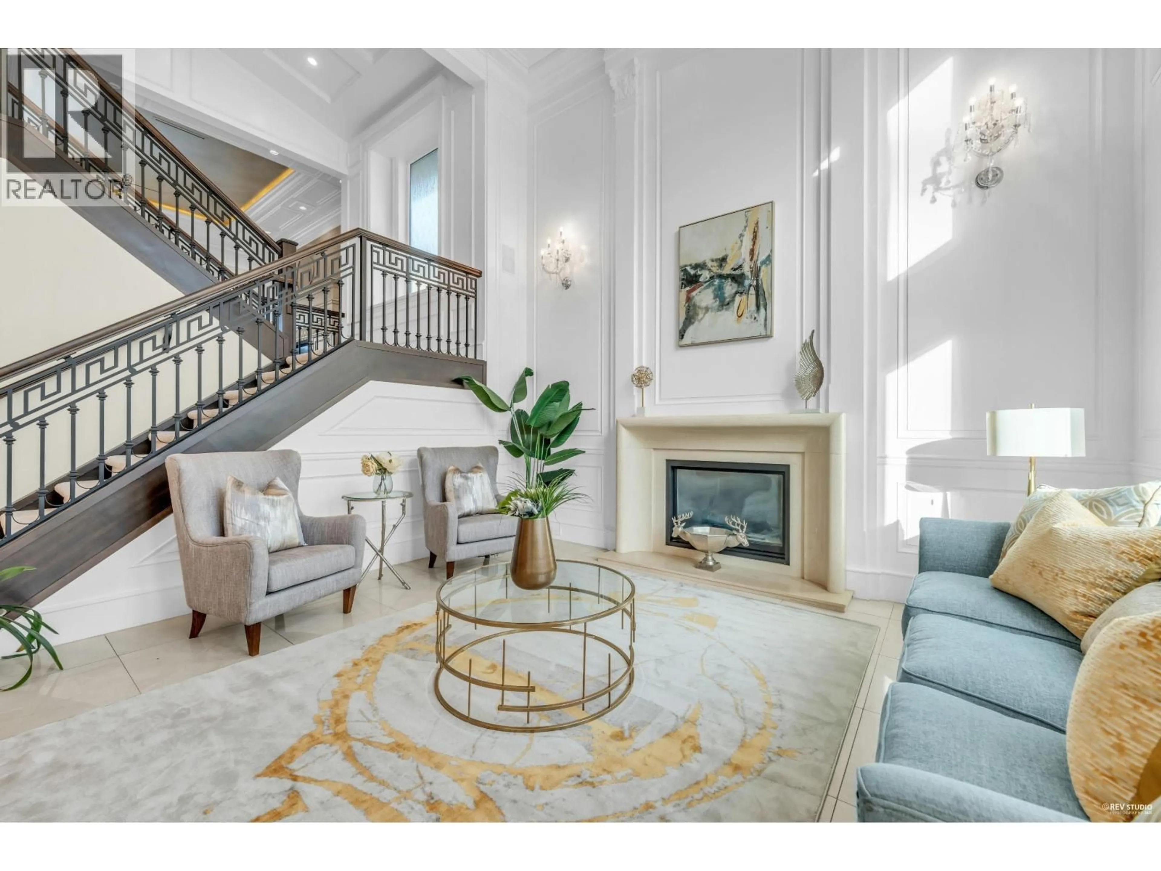 Living room with furniture, unknown for 6851 MAYFLOWER DRIVE, Richmond British Columbia V7C2K1