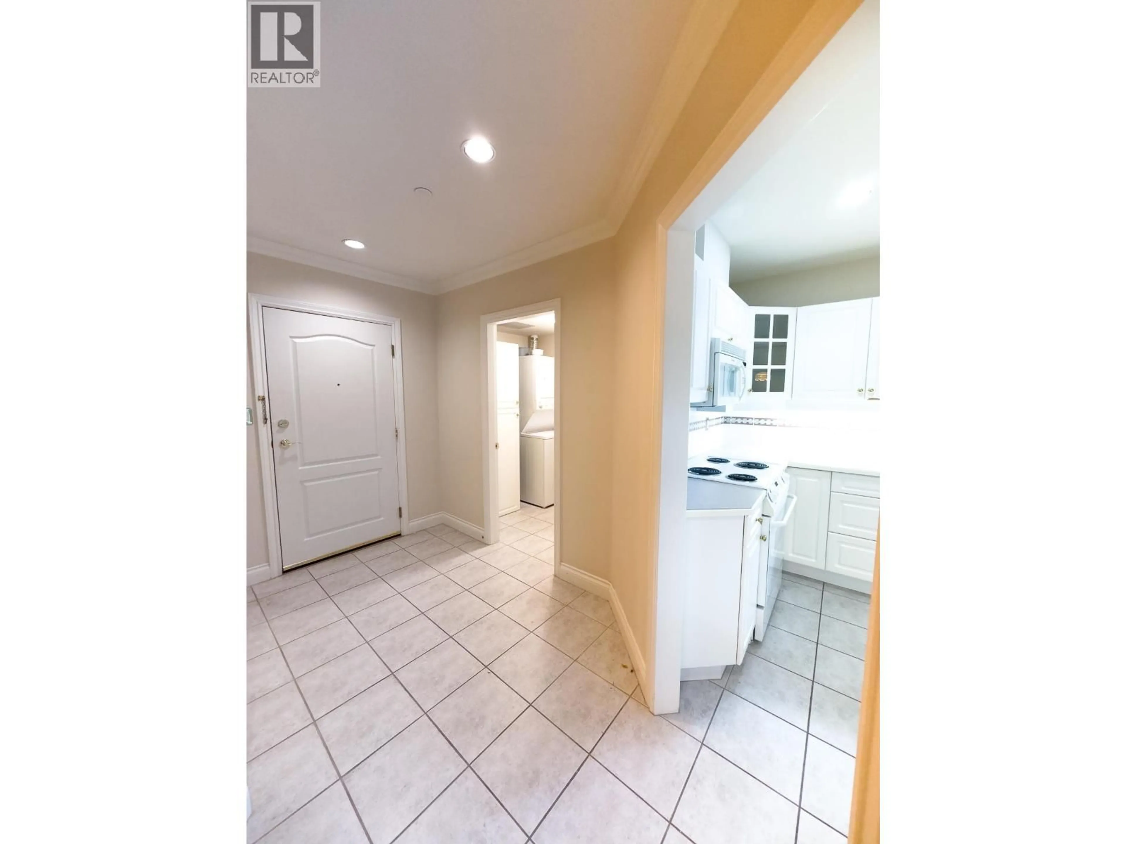 Unknown for 201 - 1320 55 STREET, Delta British Columbia V4M3K3