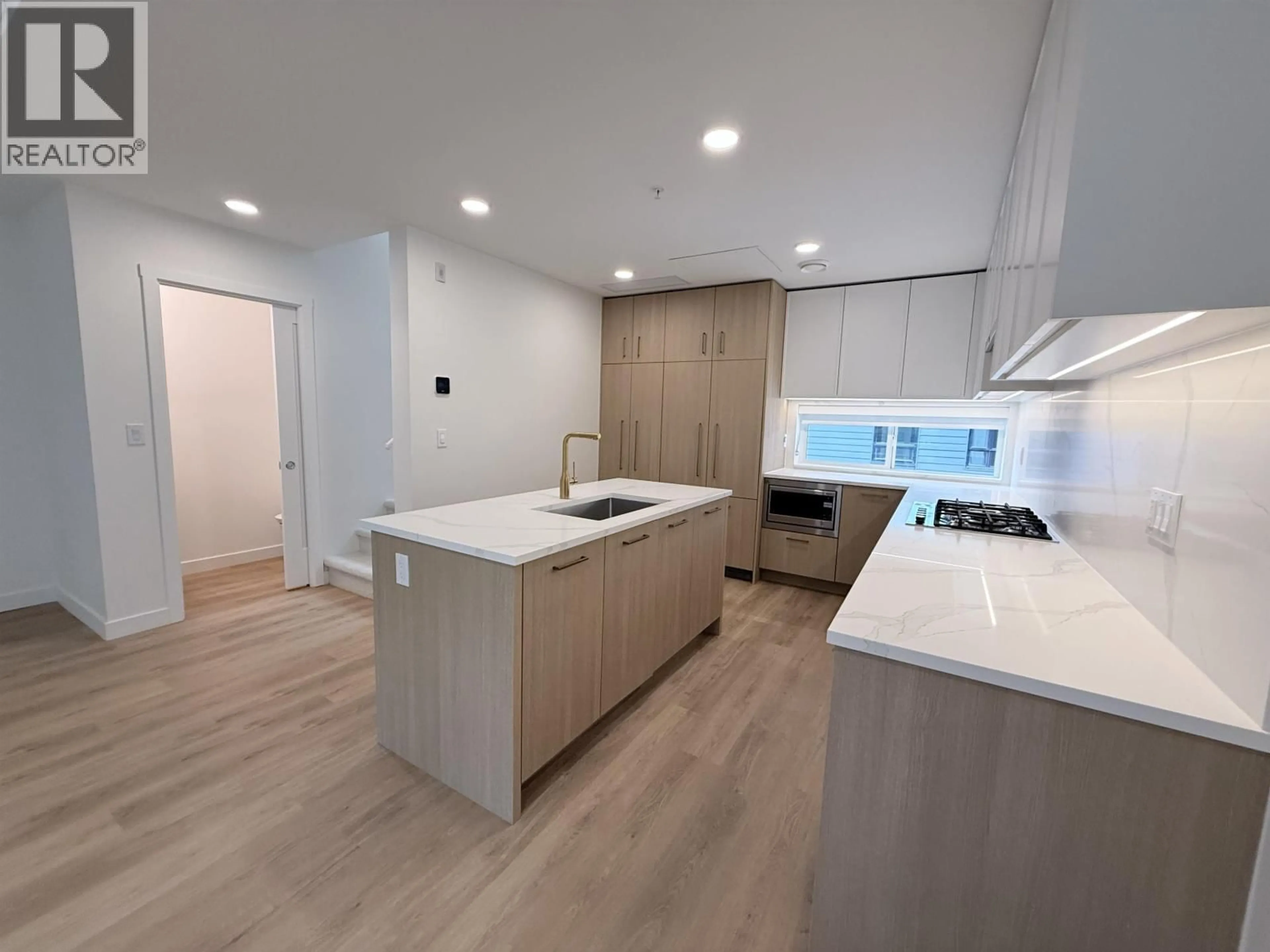 Open concept kitchen, unknown for 202 - 381 CLAYTON STREET, Coquitlam British Columbia V3K0J8